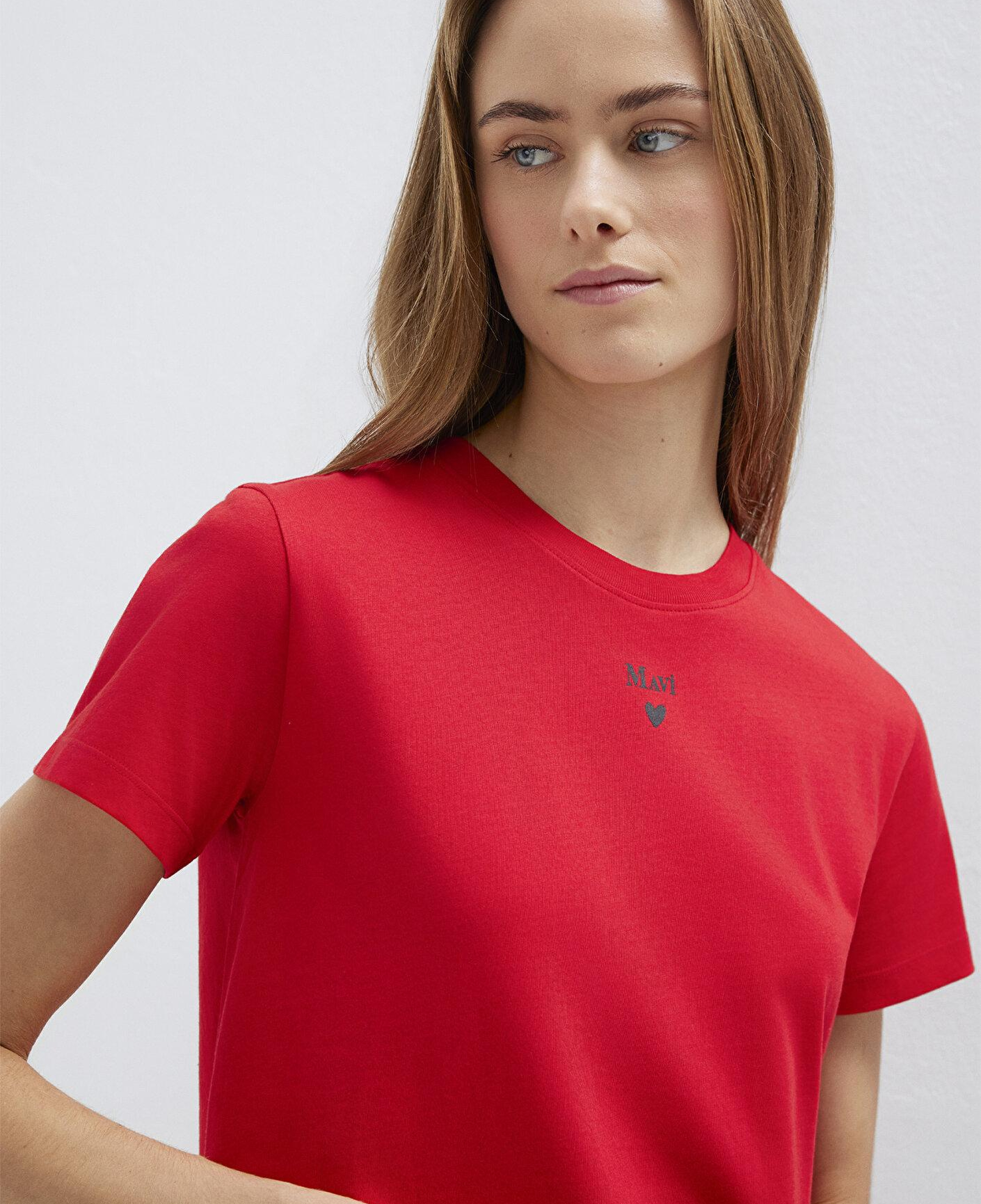Mavi Mavi Logo Baskılı Kırmızı Tişört Semi Slim Fit / Yarı Dar Kesim 1601185-82054