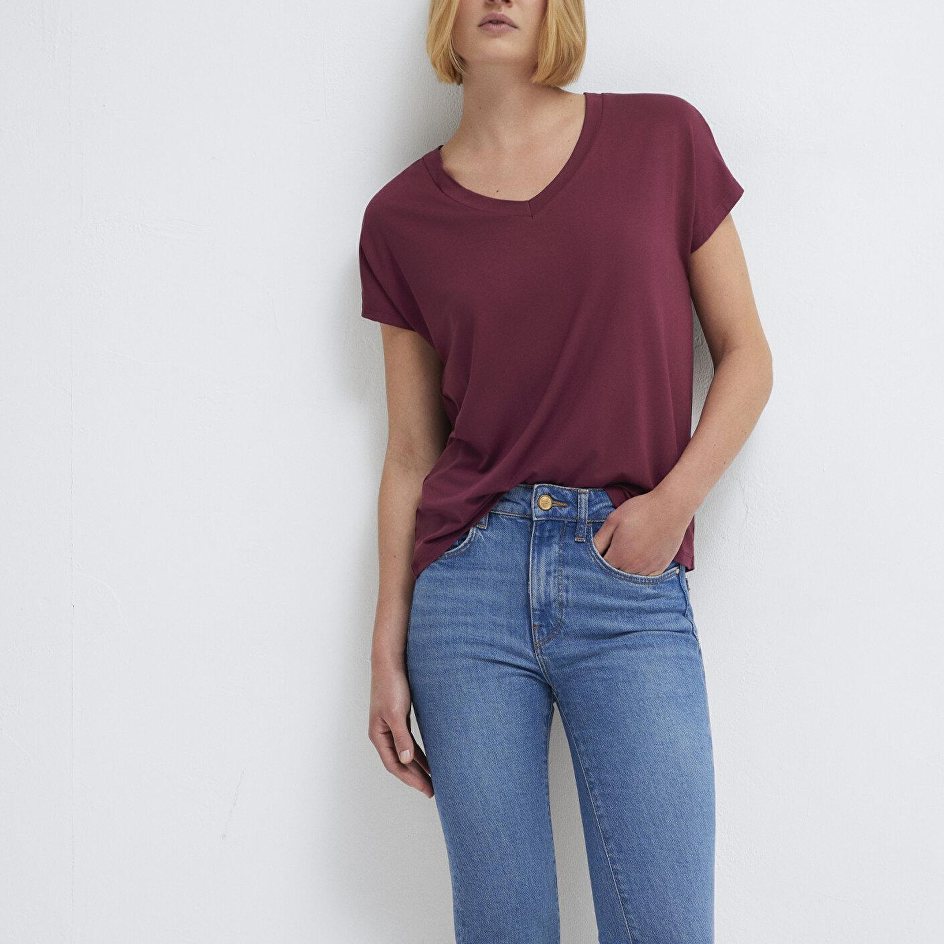 Mavi V Yaka Bordo Basic Viskoz Tişört Regular Fit / Normal Kesim 167714-70393