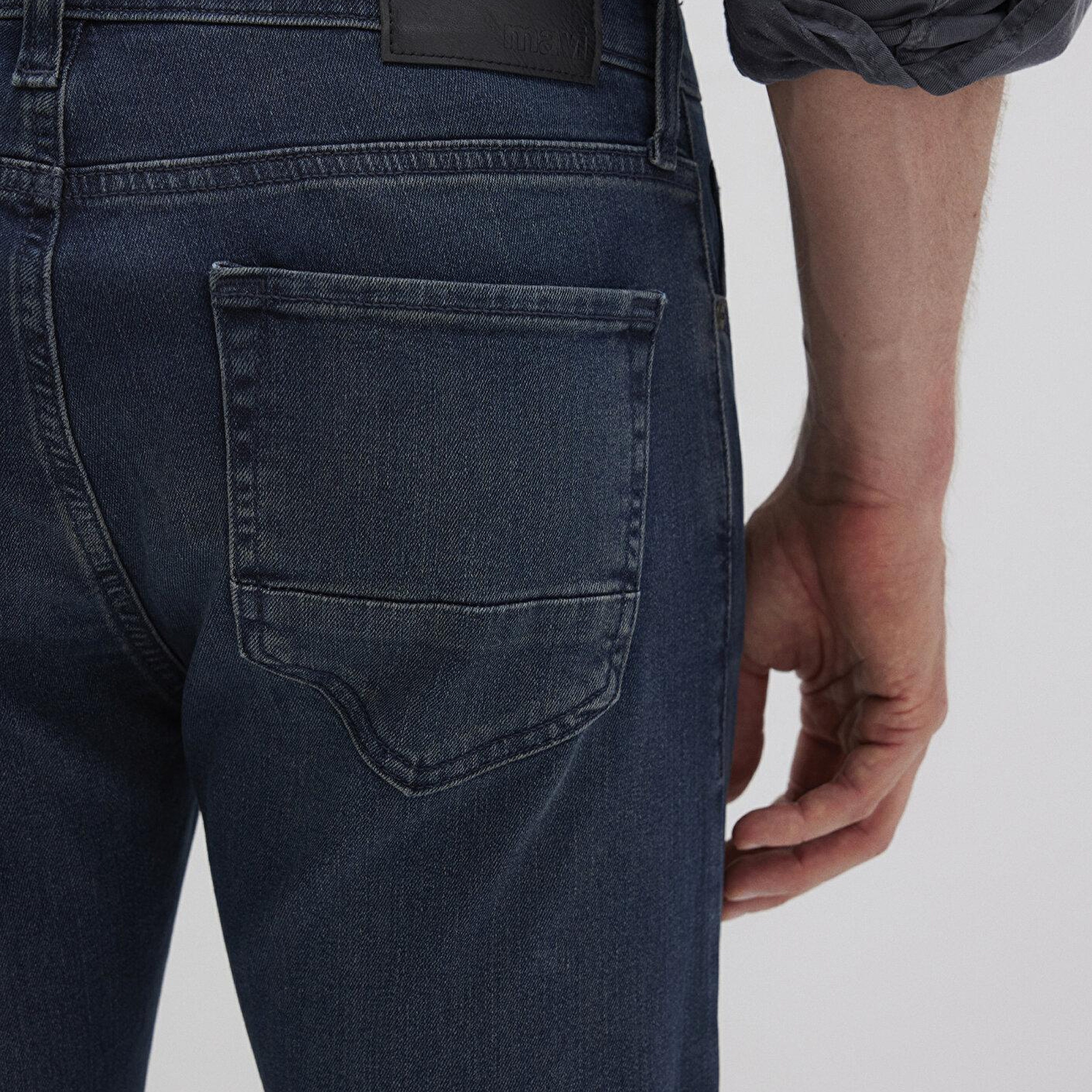 Mavi Jake Koyu Mavi Comfort Jean Pantolon 8842229786