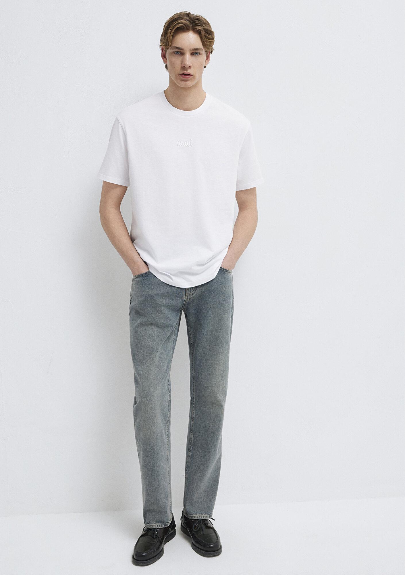 Mavi Mavi Nakışlı Beyaz Basic Tişört Loose Fit / Bol Rahat Kesim 0610100-620