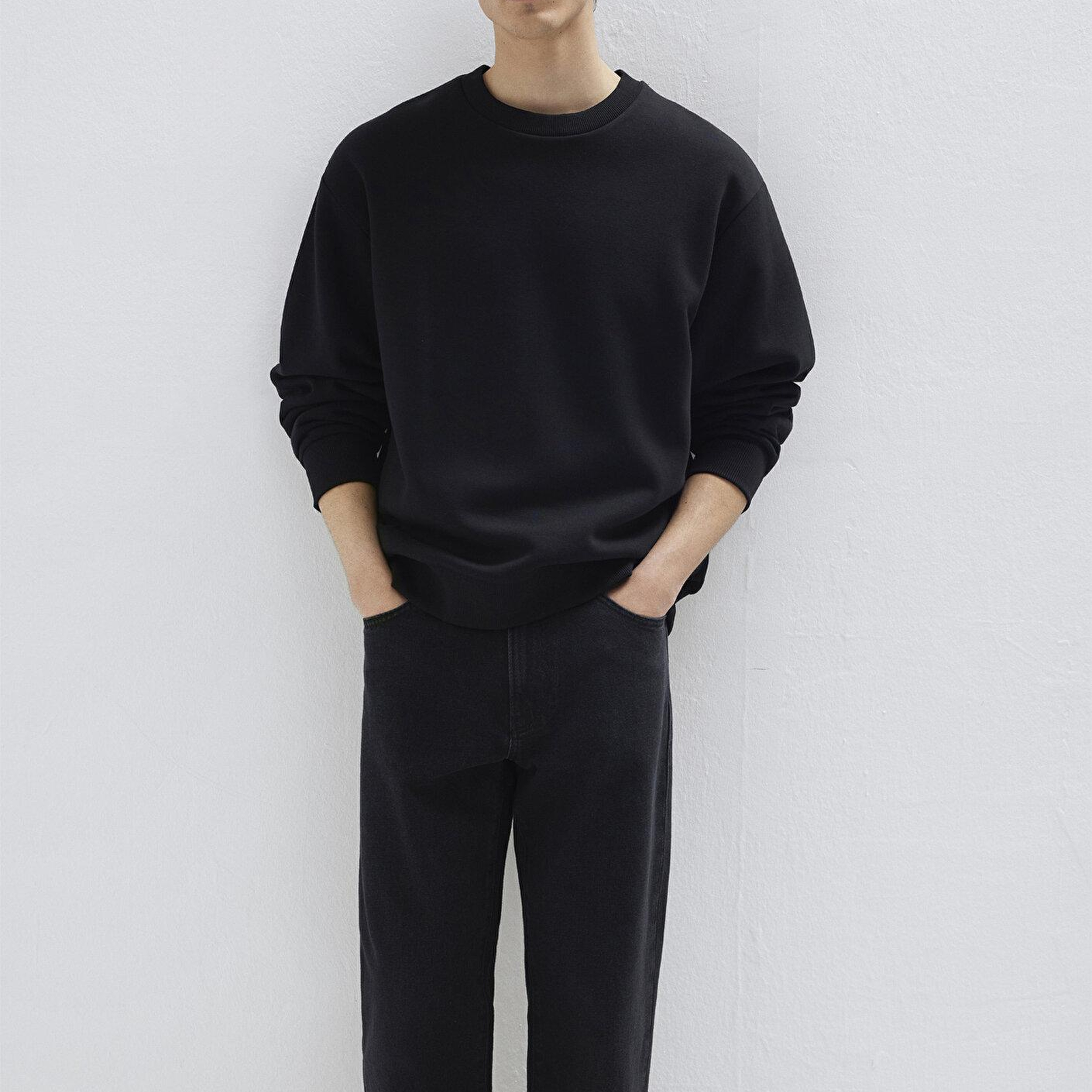 Mavi Bisiklet Yaka Siyah Basic Sweatshirt 0S10276-900