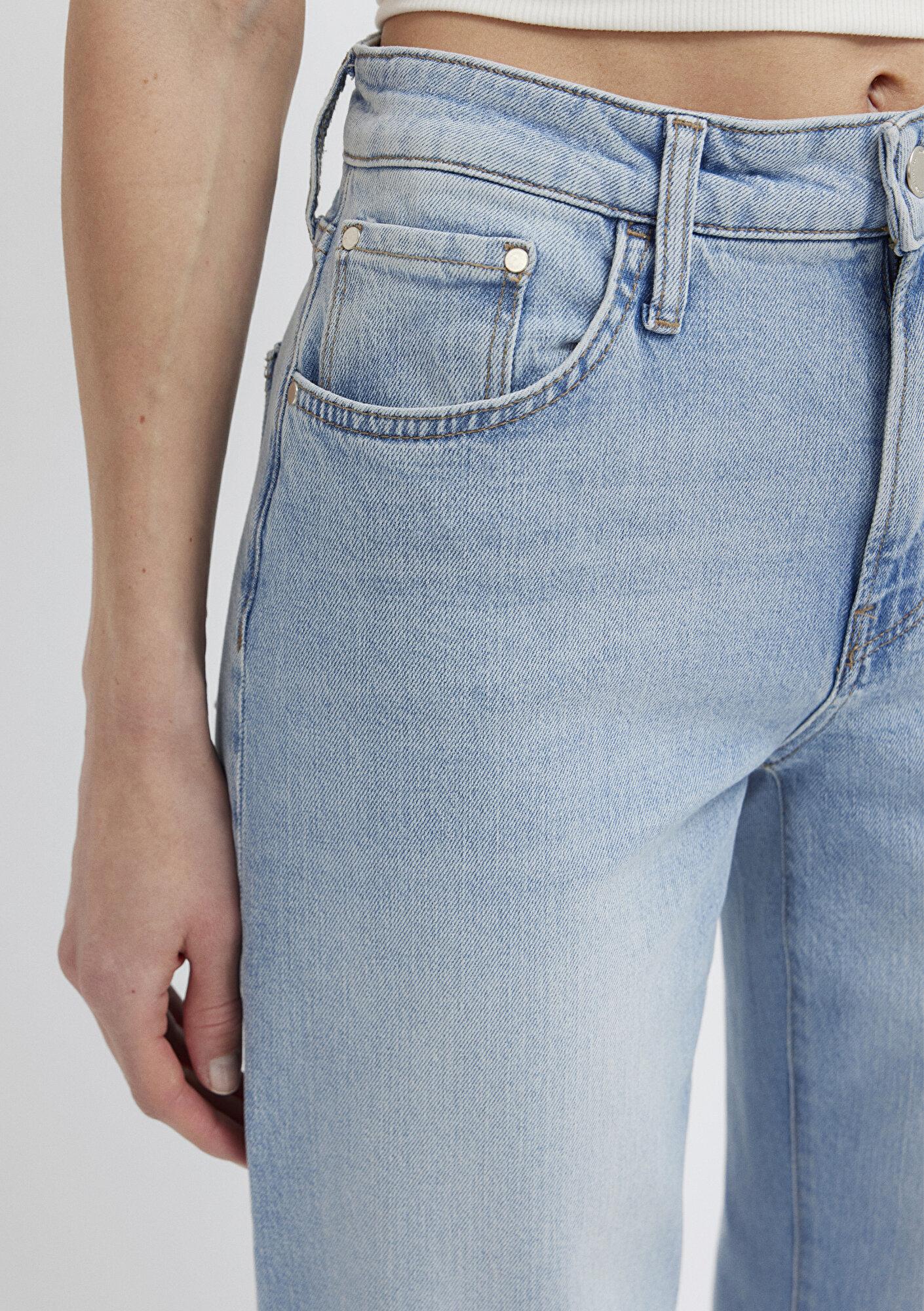 Mavi Leila Premium Blue Gölgeli Açık Mavi Jean Pantolon 1010600-A1573