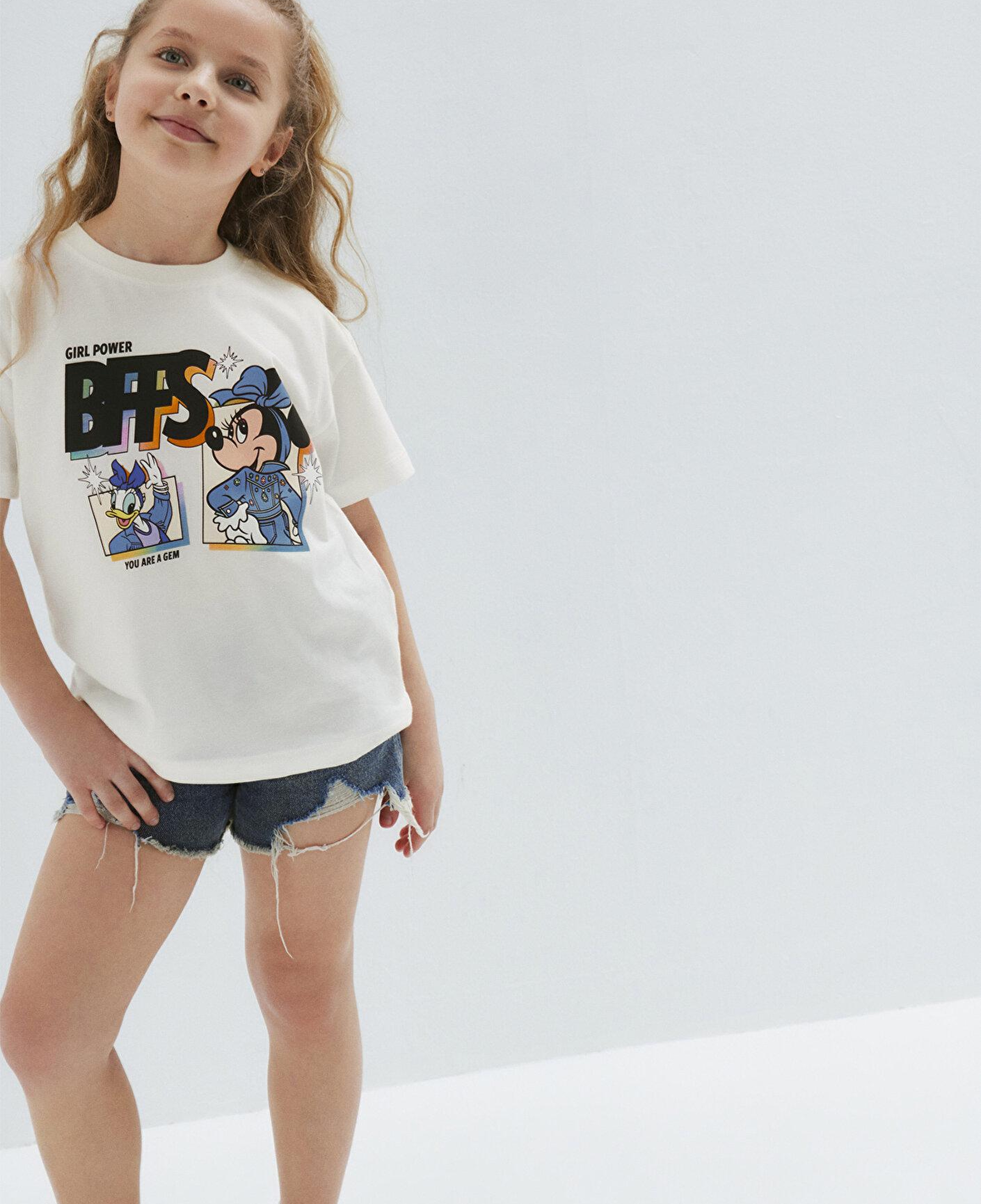 Mavi Mickey Mouse Baskılı Ekru Tişört Loose Fit / Bol Rahat Kesim 7610419-70057