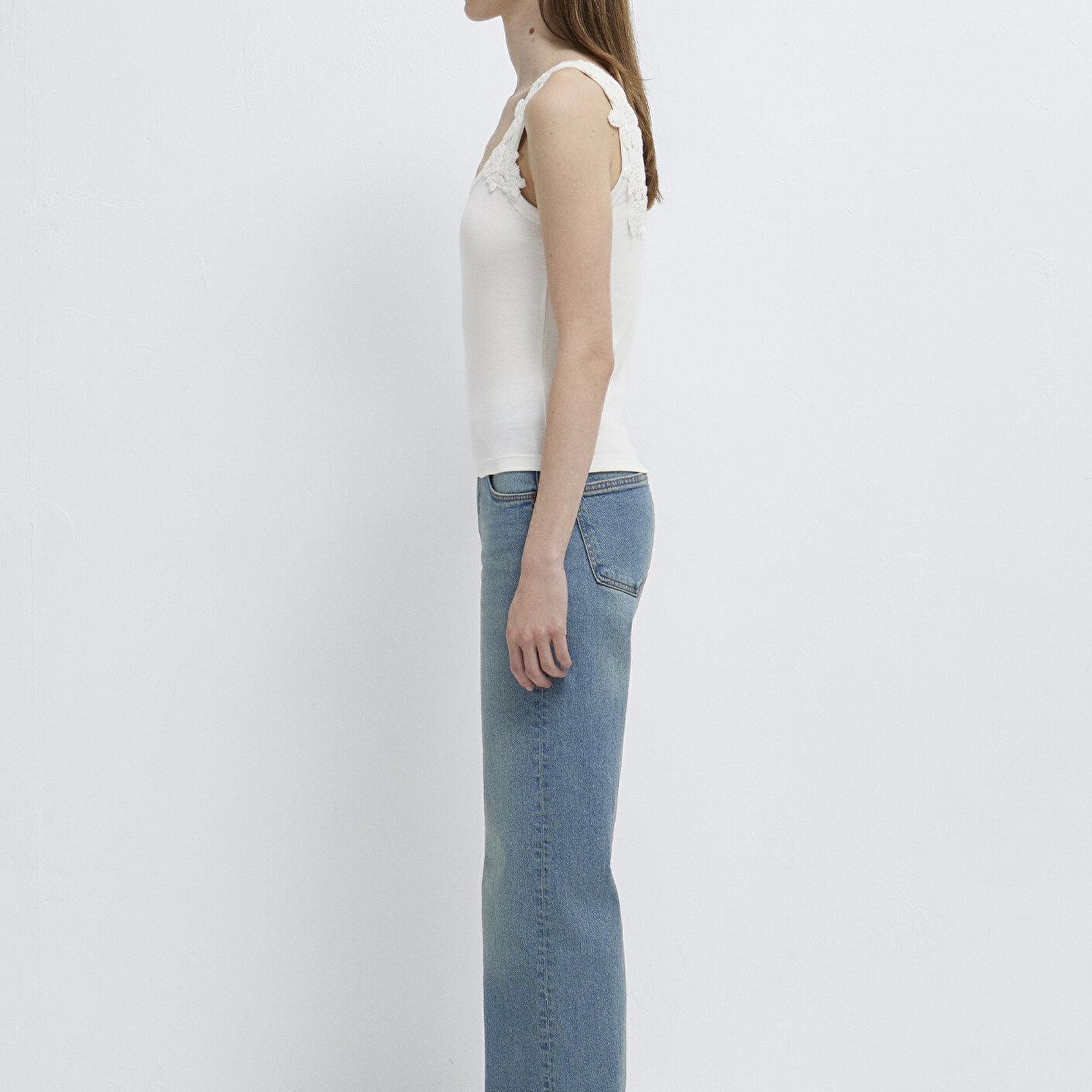 Mavi Dantel Askılı Ekru Atlet Slim Fit / Dar Kesim 1613943-70057