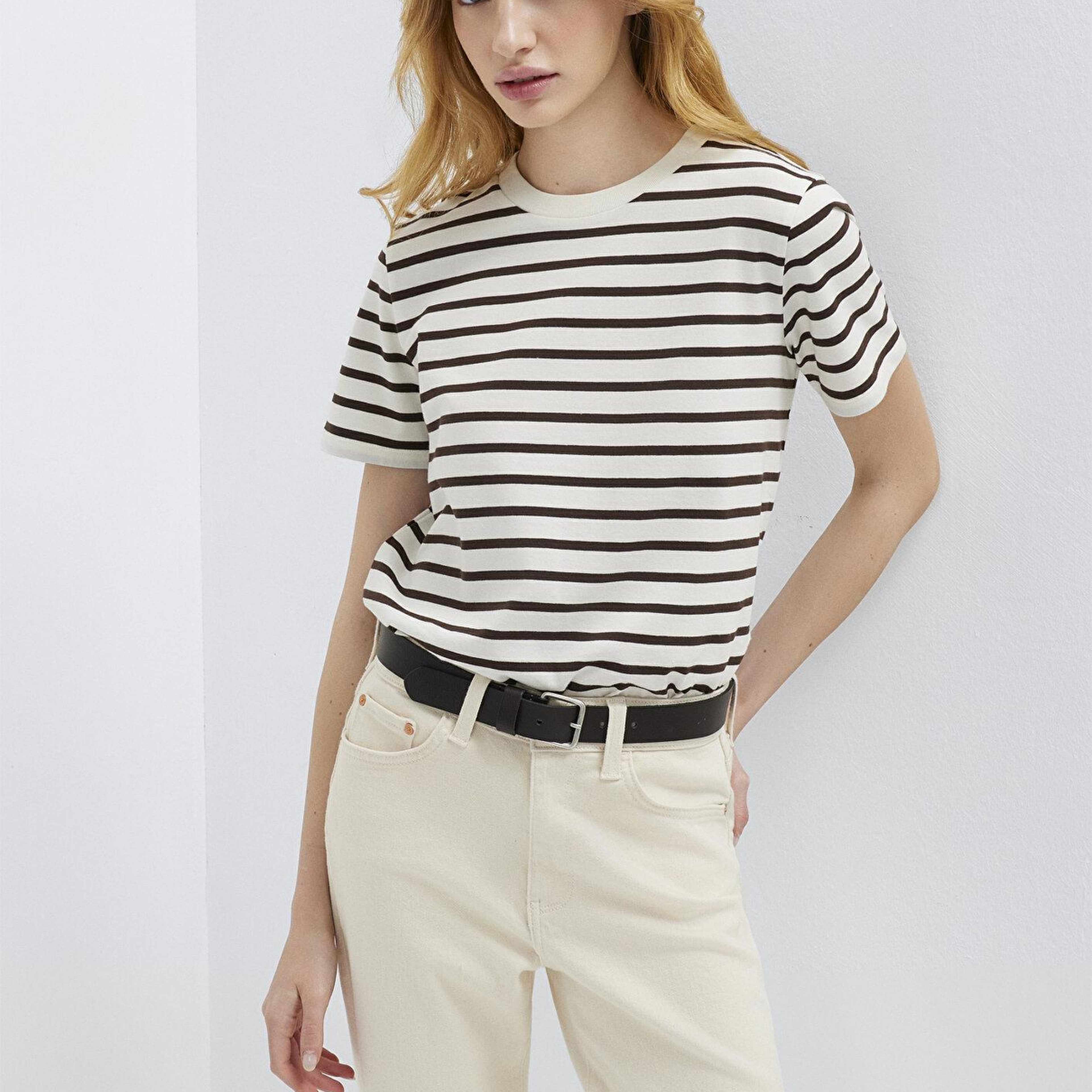 Mavi Çizigli Ekru Tişört Slim Fit / Dar Kesim 1614216-86687