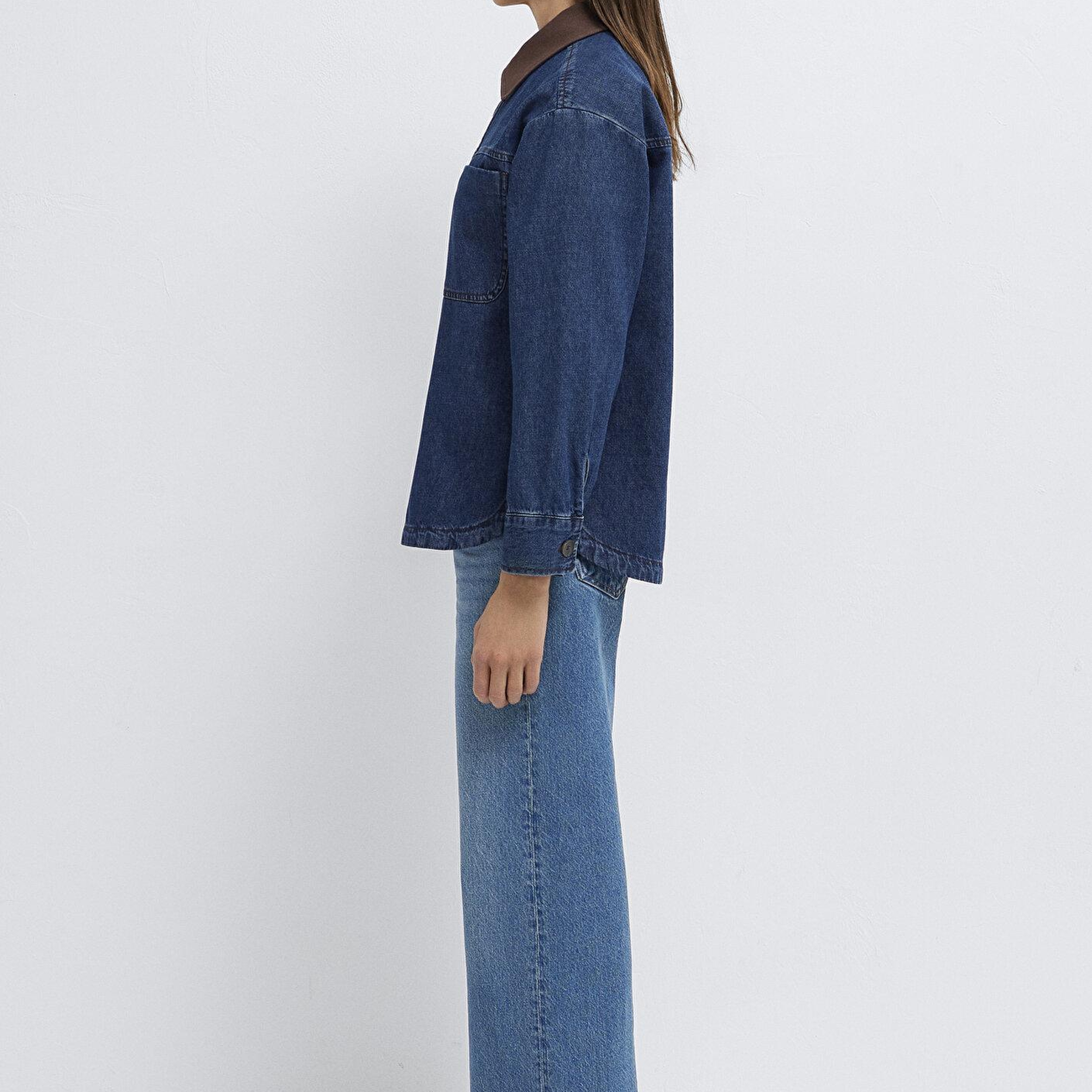 Mavi Yaka Detaylı Koyu Mavi Gömlek Loose Fit / Bol Rahat Kesim 1211536-91447