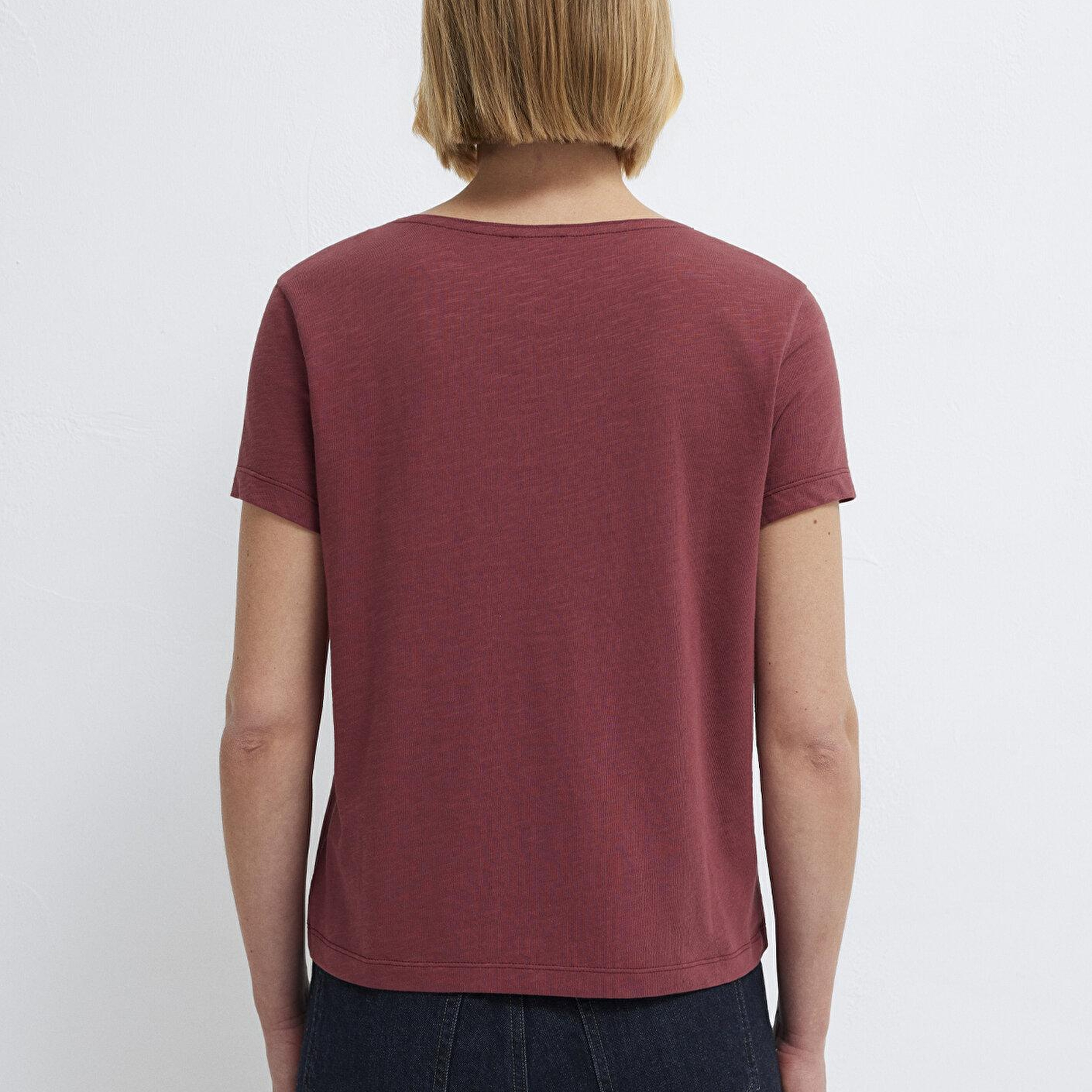 Mavi V Yaka Bordo Basic Tişört Slim Fit / Dar Kesim 1614176-70412