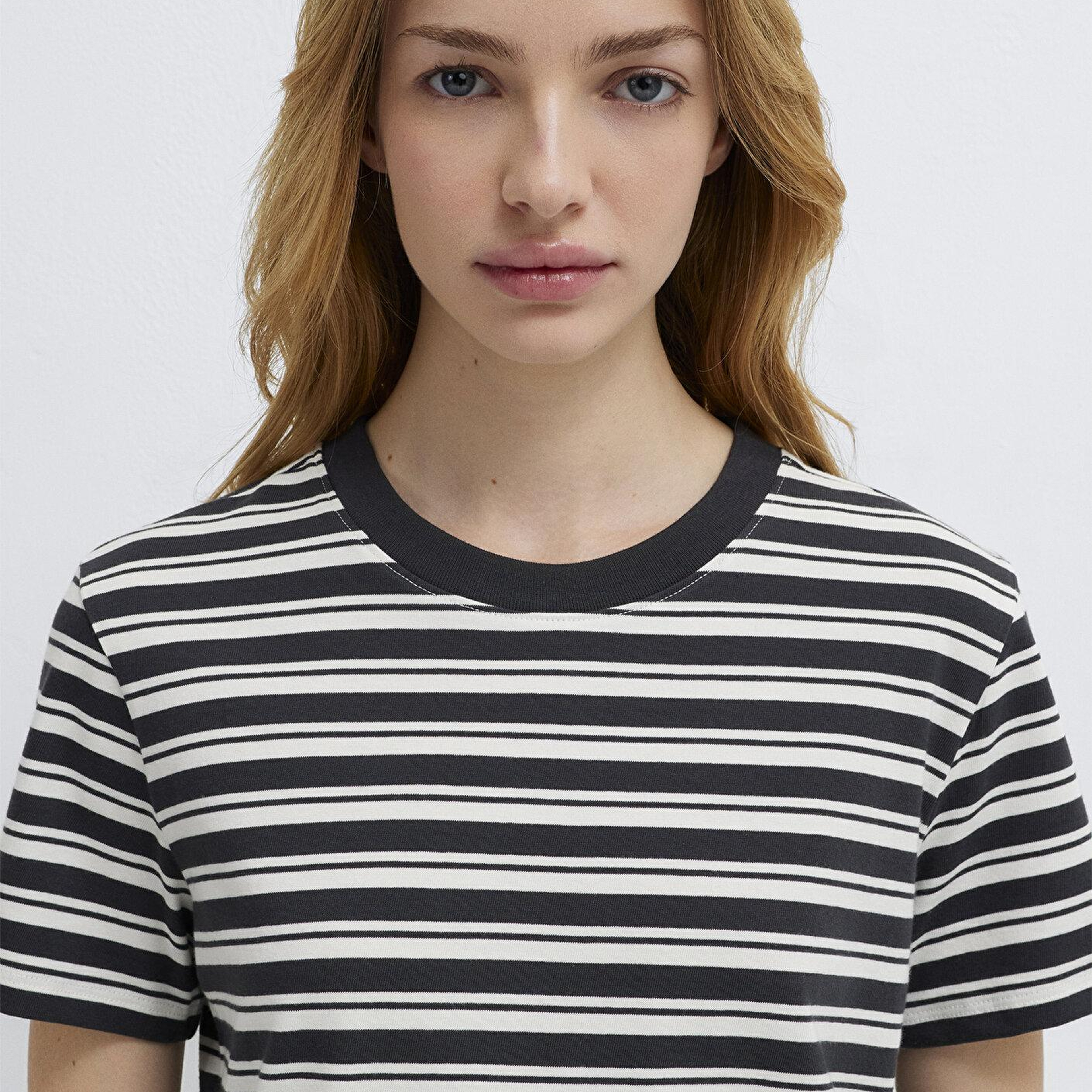 Mavi Çizgili Antrasit Tişört Slim Fit / Dar Kesim 1614216-85308