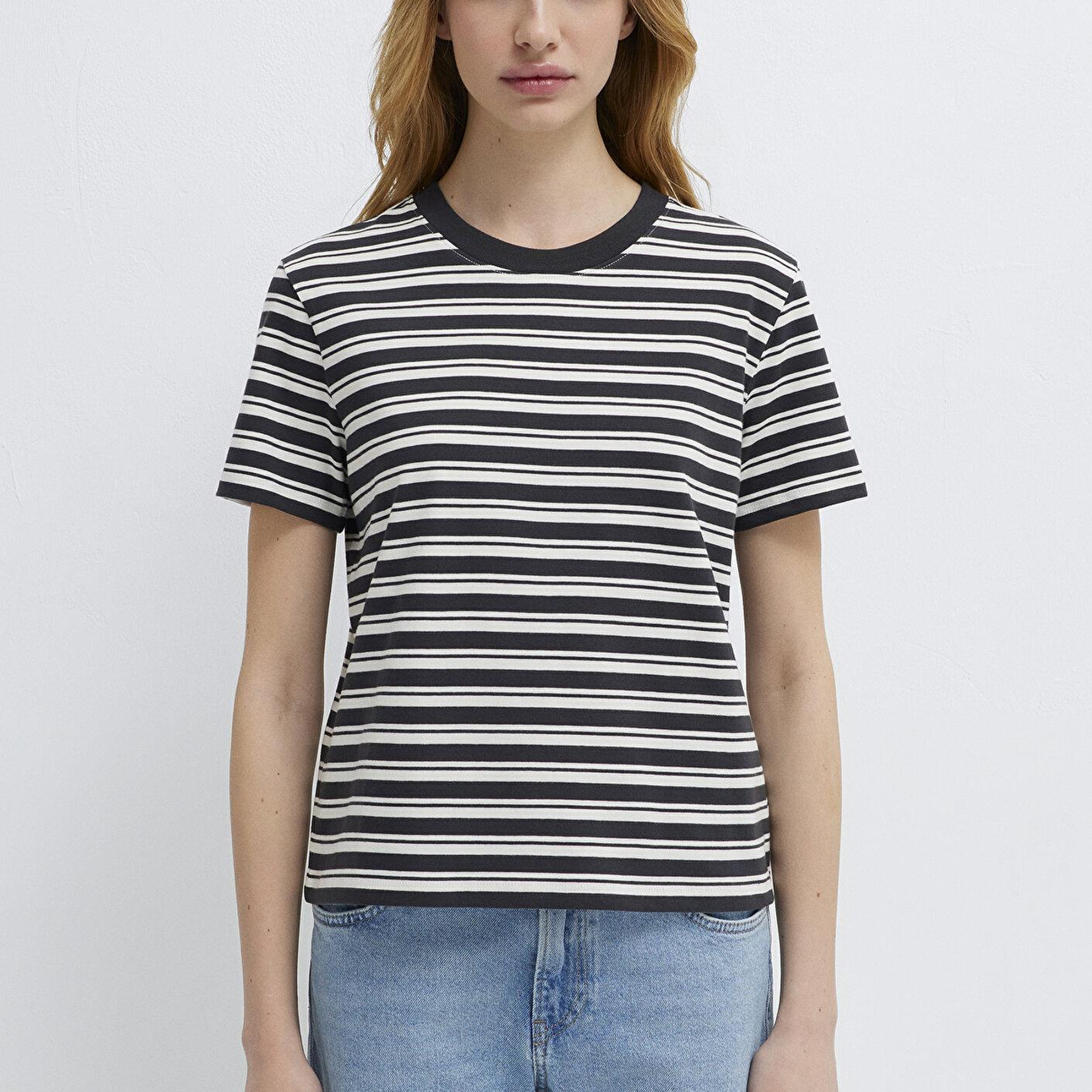 Mavi Çizgili Antrasit Tişört Slim Fit / Dar Kesim 1614216-85308