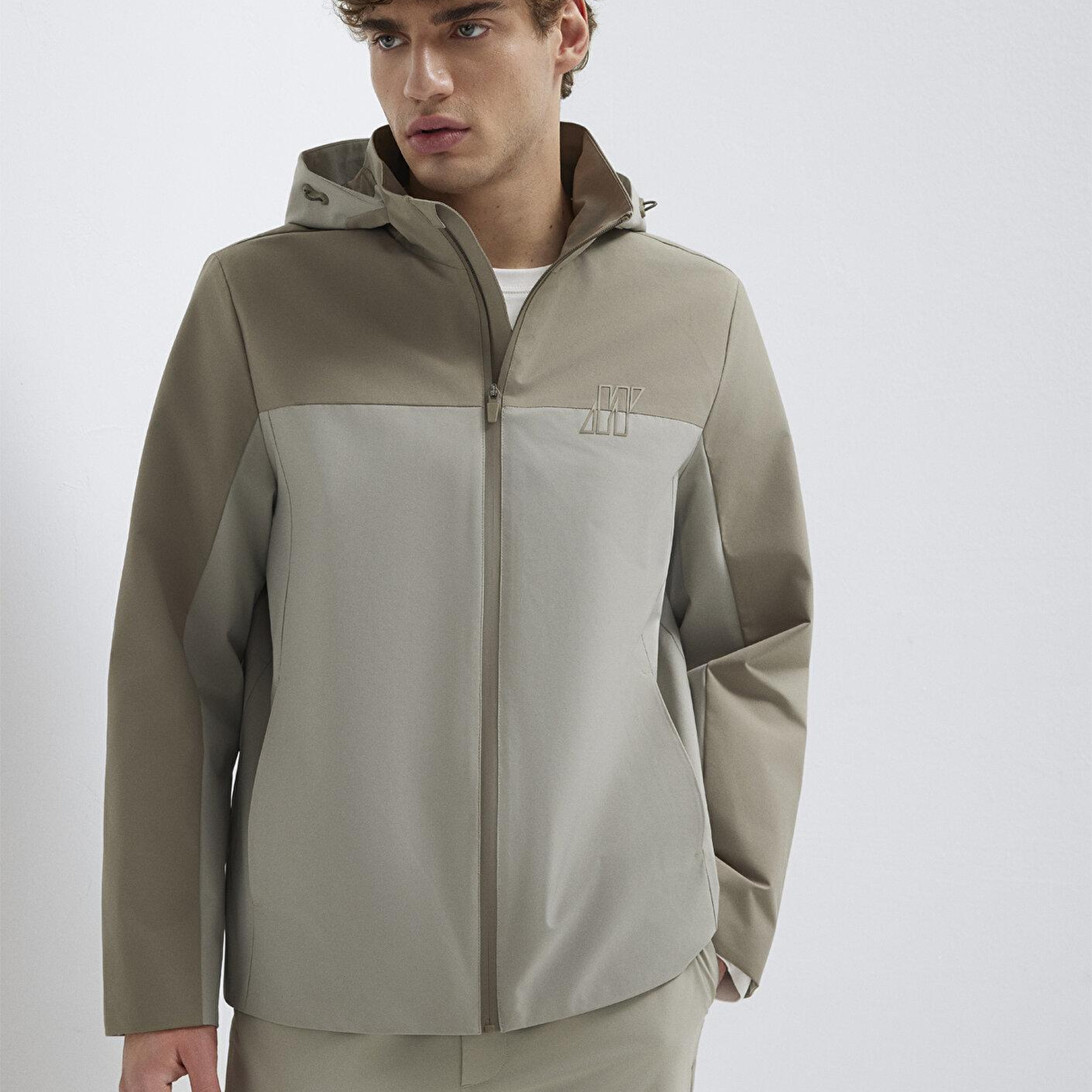 Mavi Su İtici Kapüşonlu Haki Ceket Loose Fit / Bol Rahat Kesim 0110792-70154