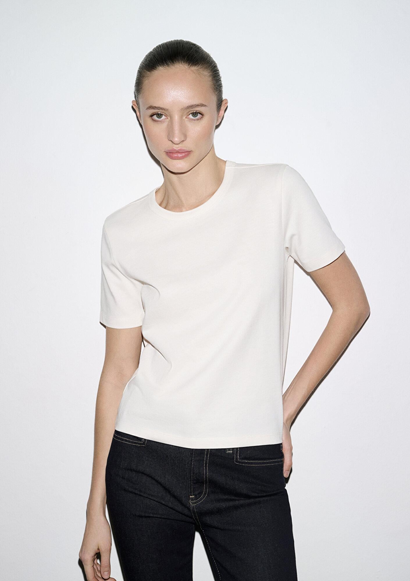Mavi Ekru Basic Tişört Slim Fit / Dar Kesim 1614067-70048