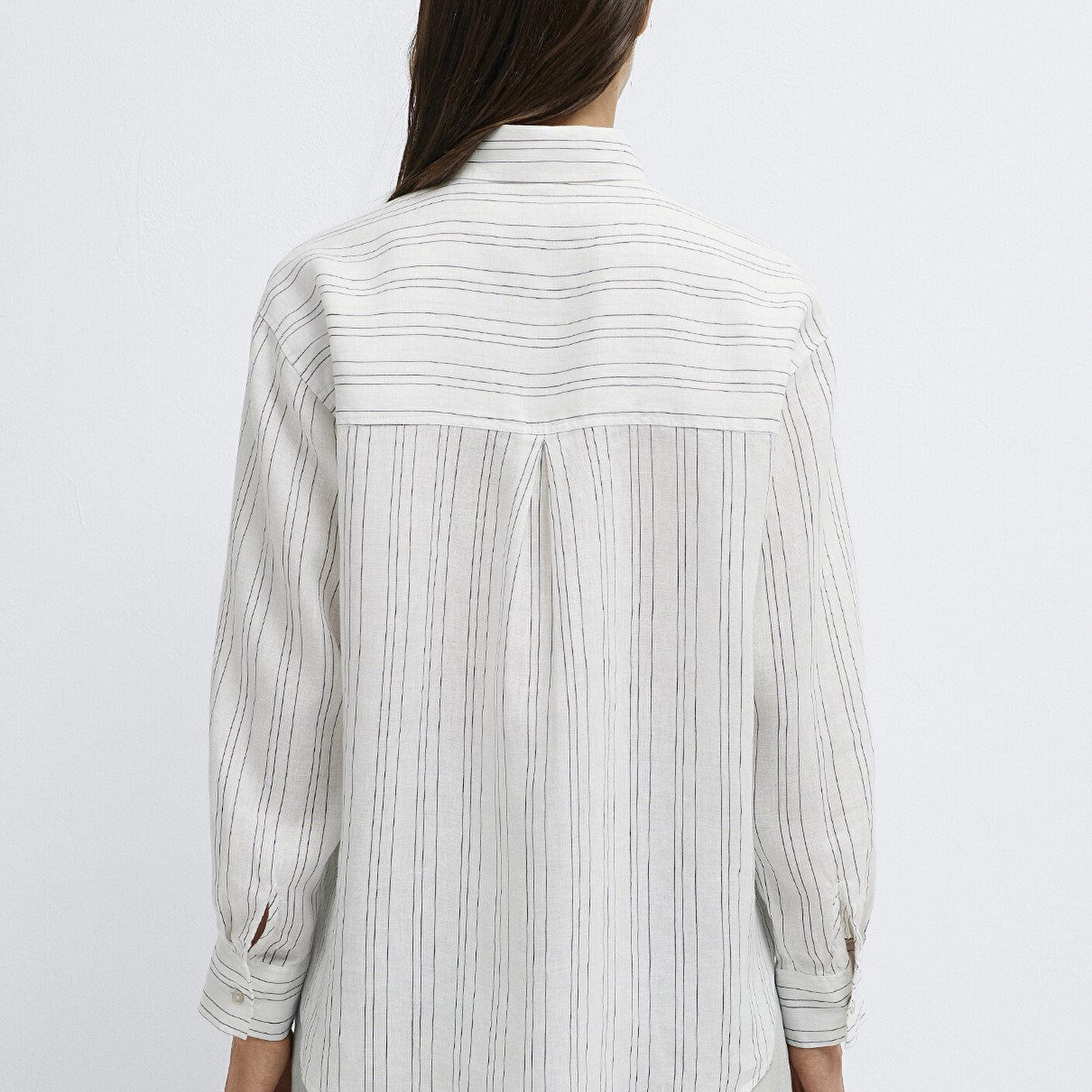 Mavi Siyah Çizgili Beyaz Keten Gömlek Oversize / Geniş Kesim 1210748-81510