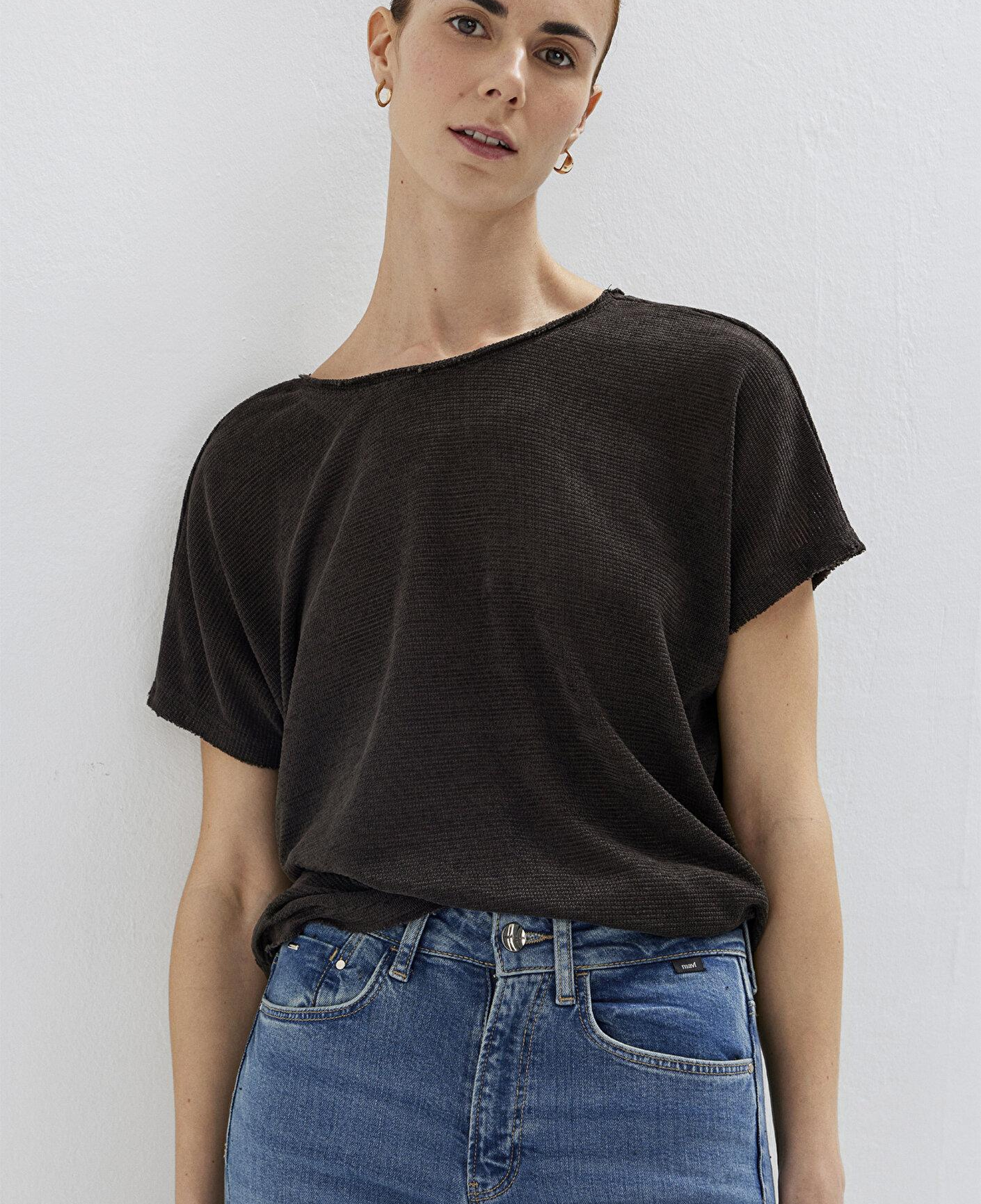 Mavi Dokulu Antrasit Basic Tişört Loose Fit / Bol Rahat Kesim 167311-70087