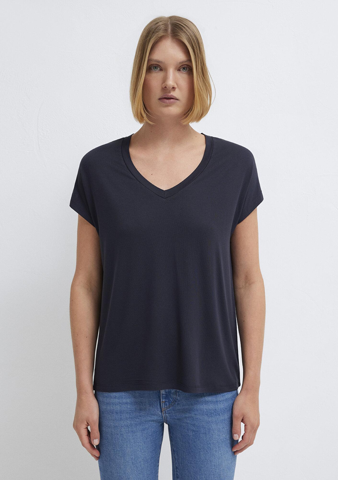 Mavi V Yaka Lacivert Basic Viskoz Tişört Regular Fit / Normal Kesim 167714-85315