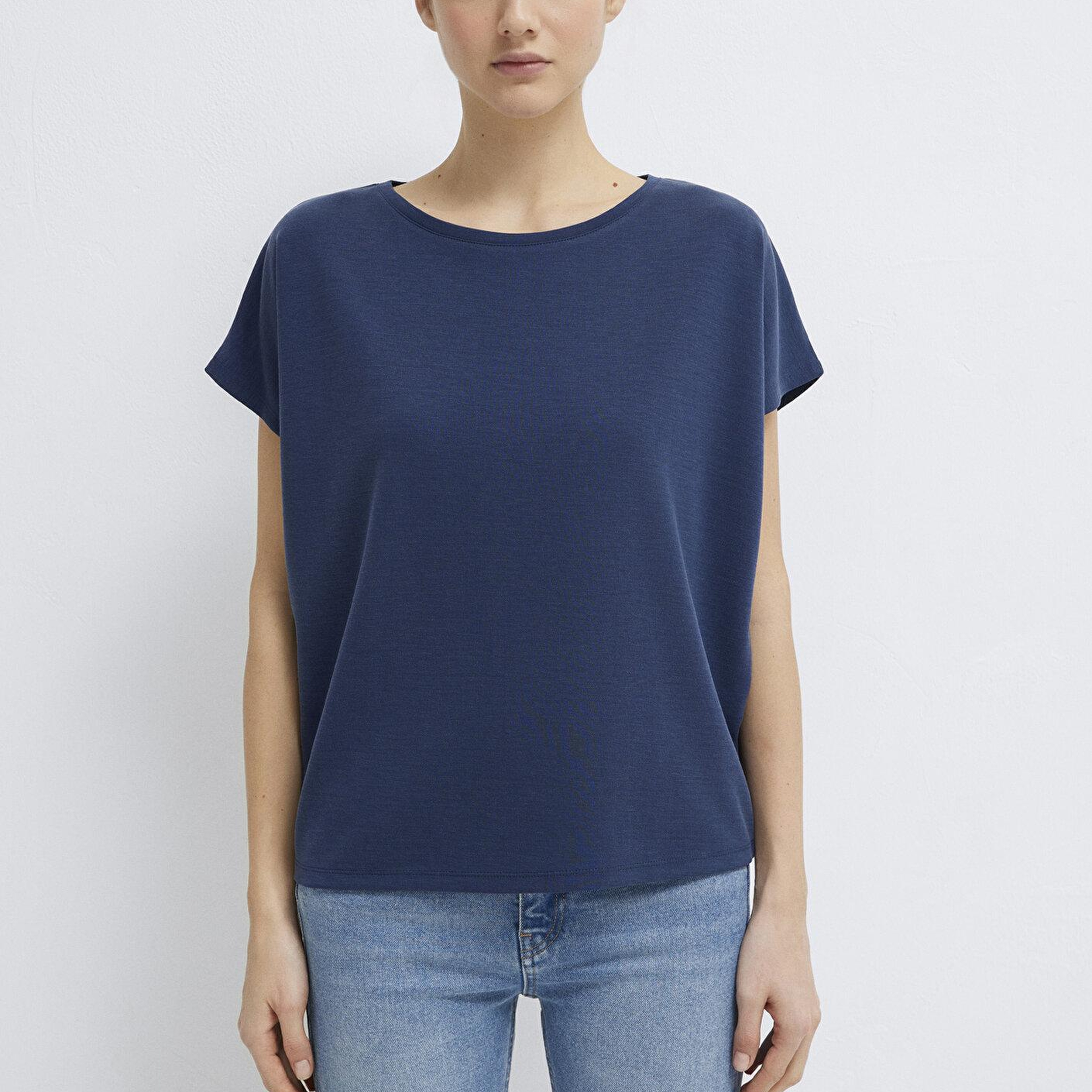 Mavi Soft-Premium Lacivert (TENCEL™) Liyosel Karışımlı Basic Tişört Loose Fit / Bol Rahat Kesim 167245-70487