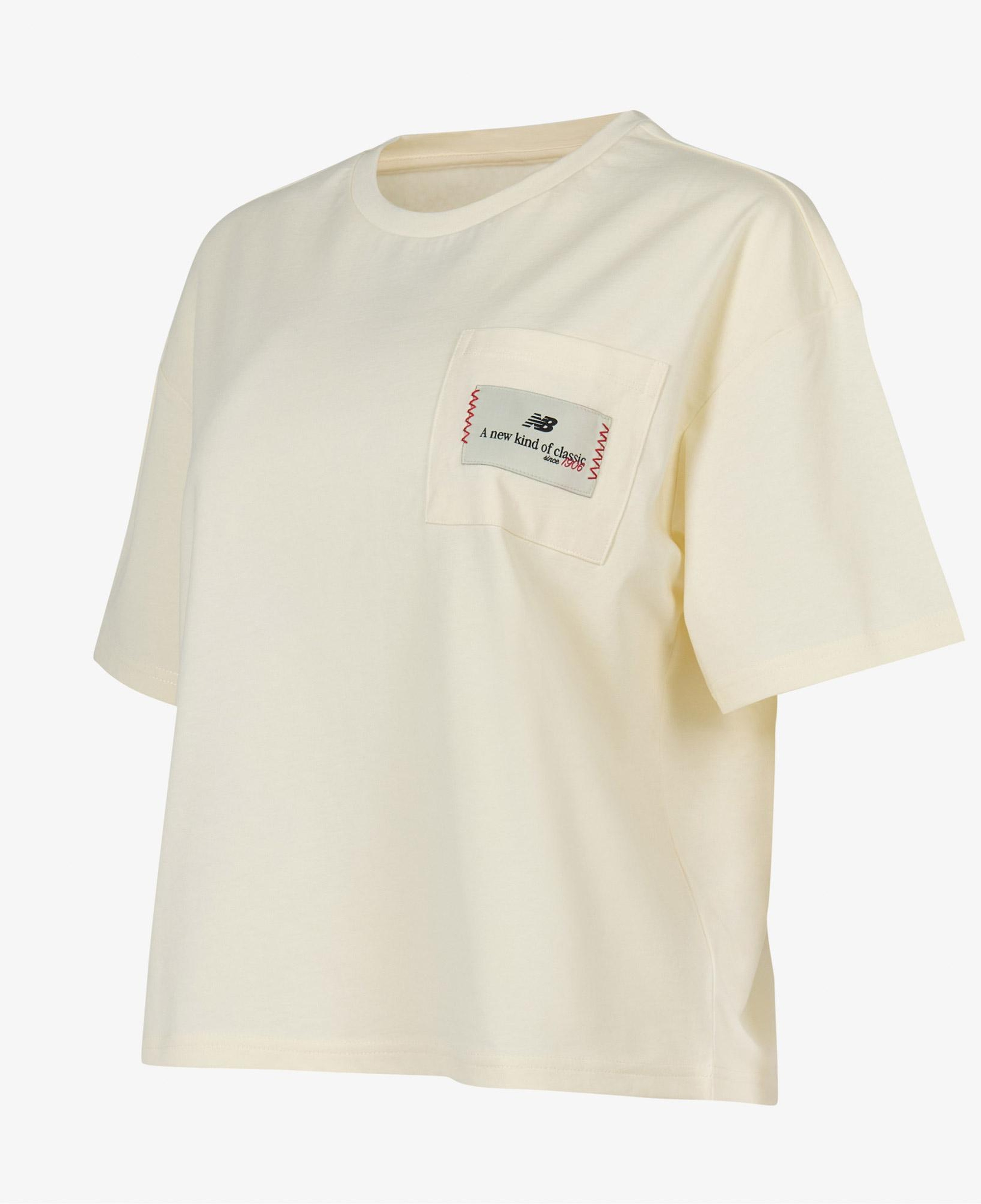 New Balance WNT1605 Lifestyle Kadın Bej T-Shirt
