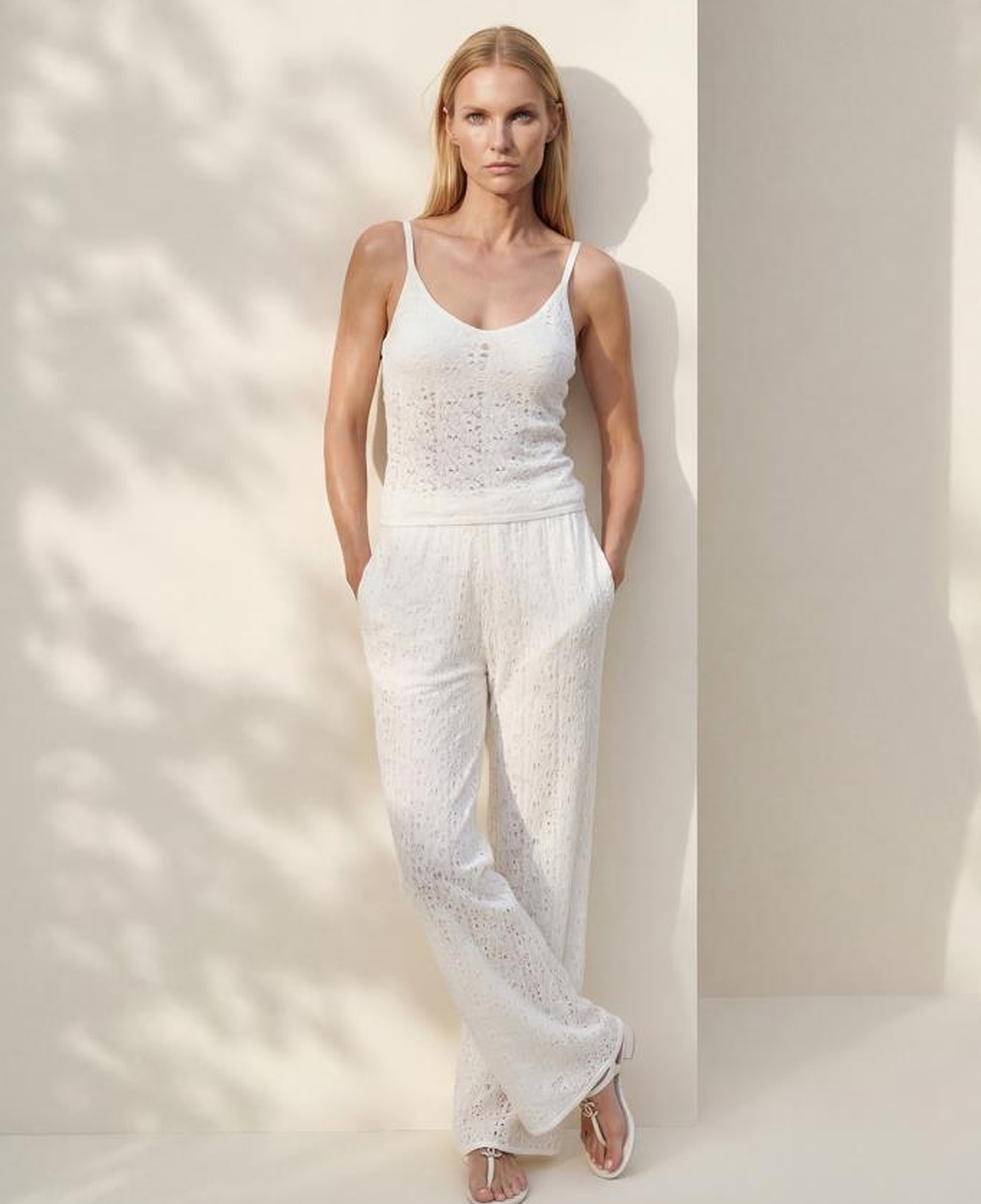 Join Us V Yaka Ajurlu Beyaz Top