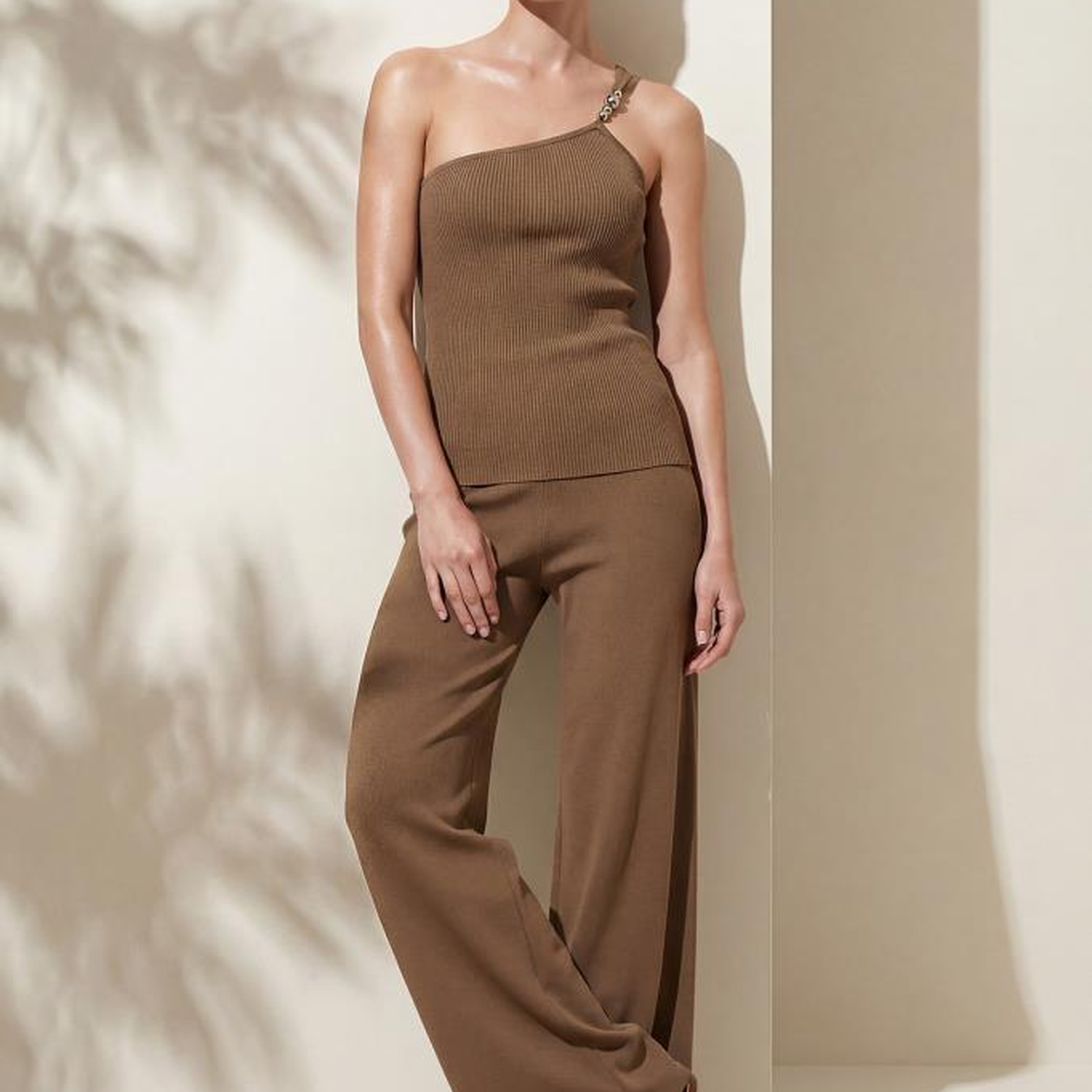 Join Us Tek Omuz Toka Detaylı Kahverengi Bluz