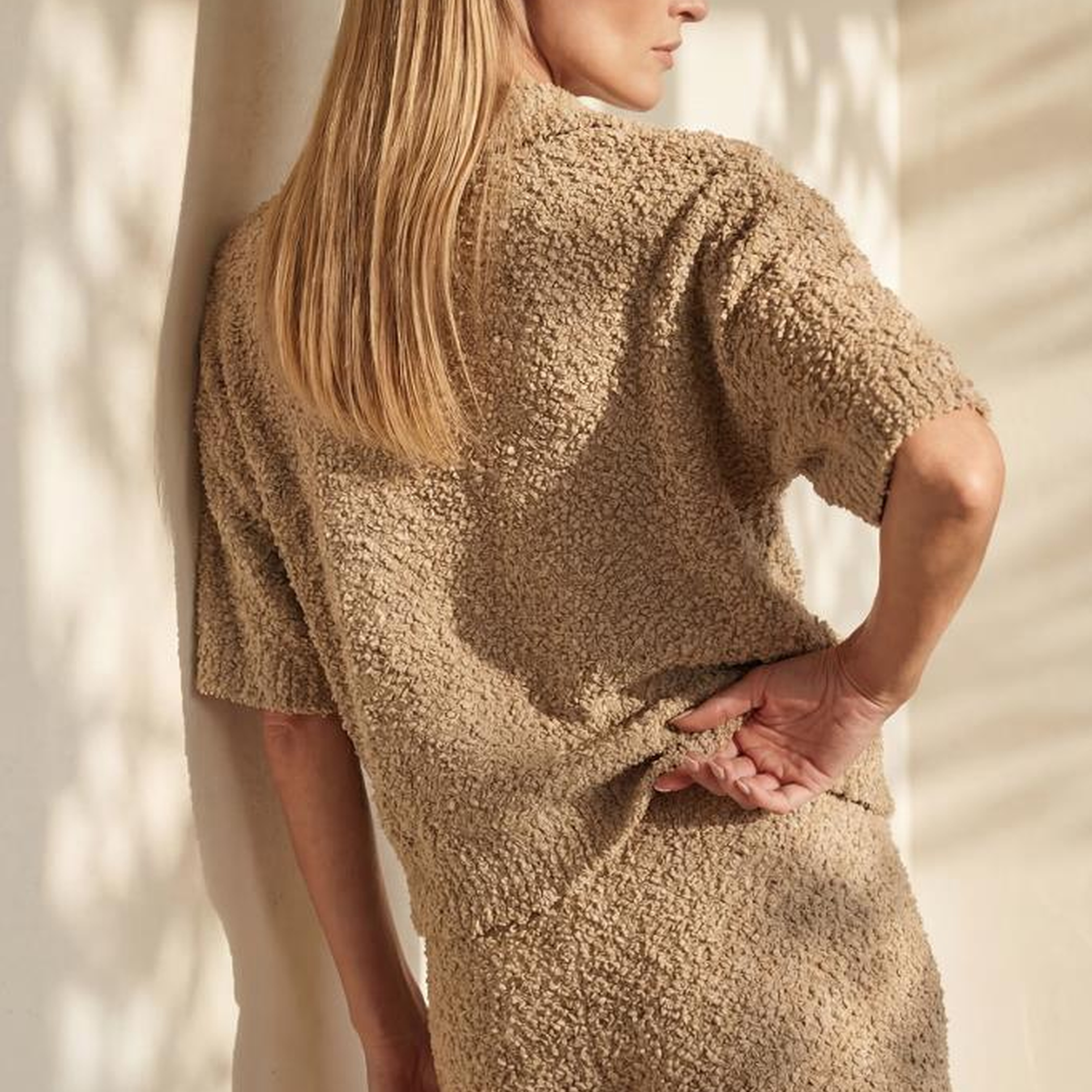 Join Us Polo Yaka Nakış Detaylı Bej Bluz