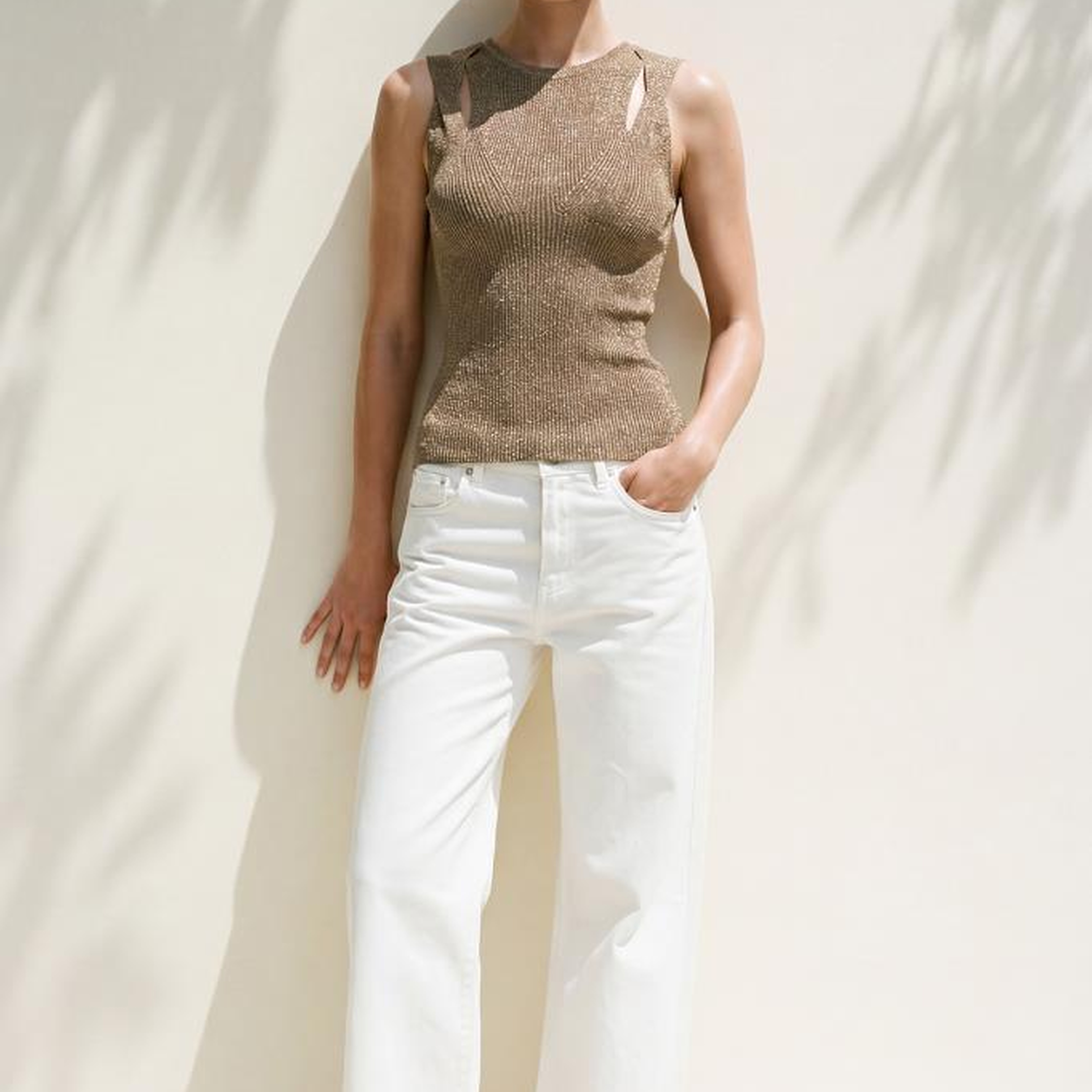 Join Us Cut Out Detaylı Simli Bej Bluz