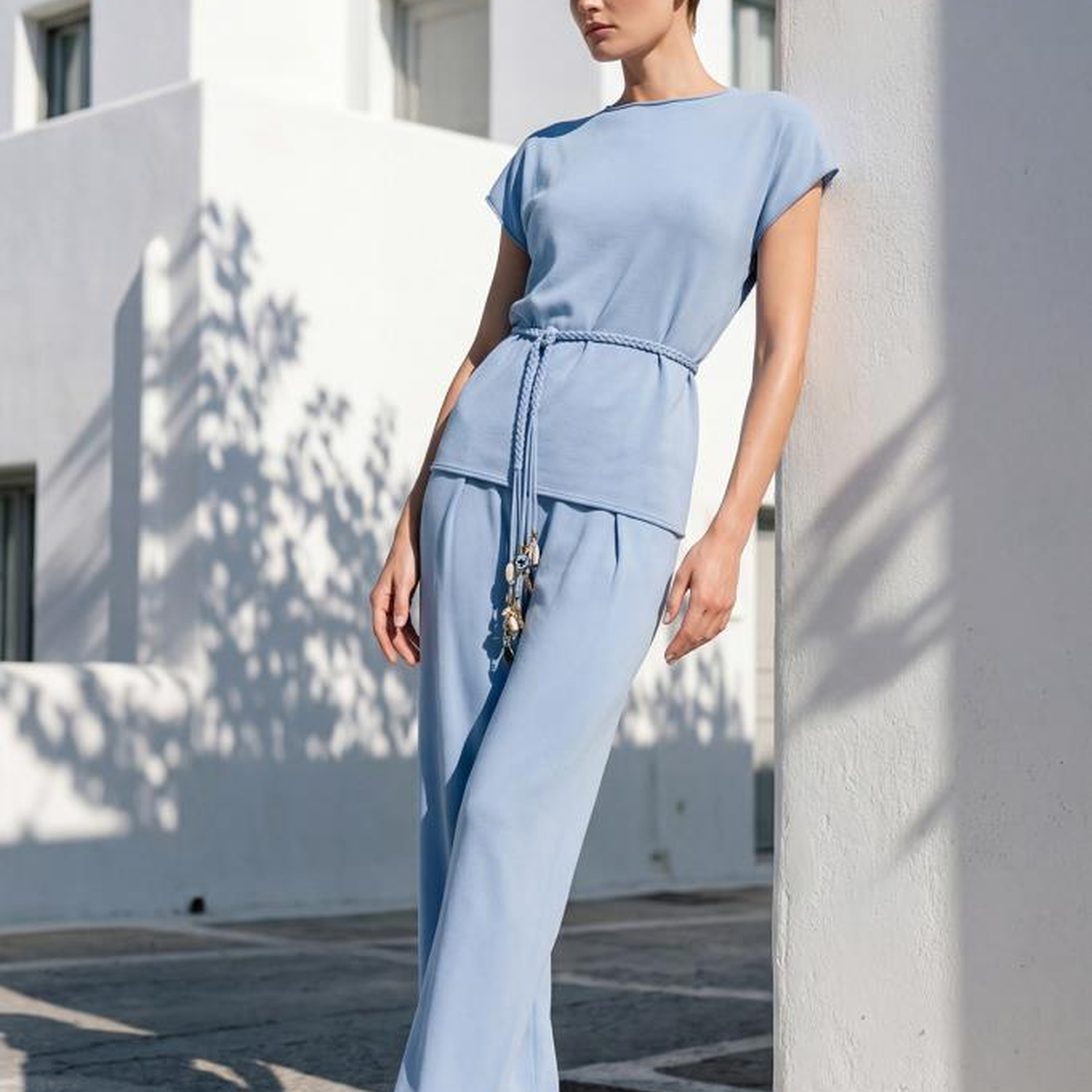 Join Us El İşi Gold Aksesuar Kemerli Bluz