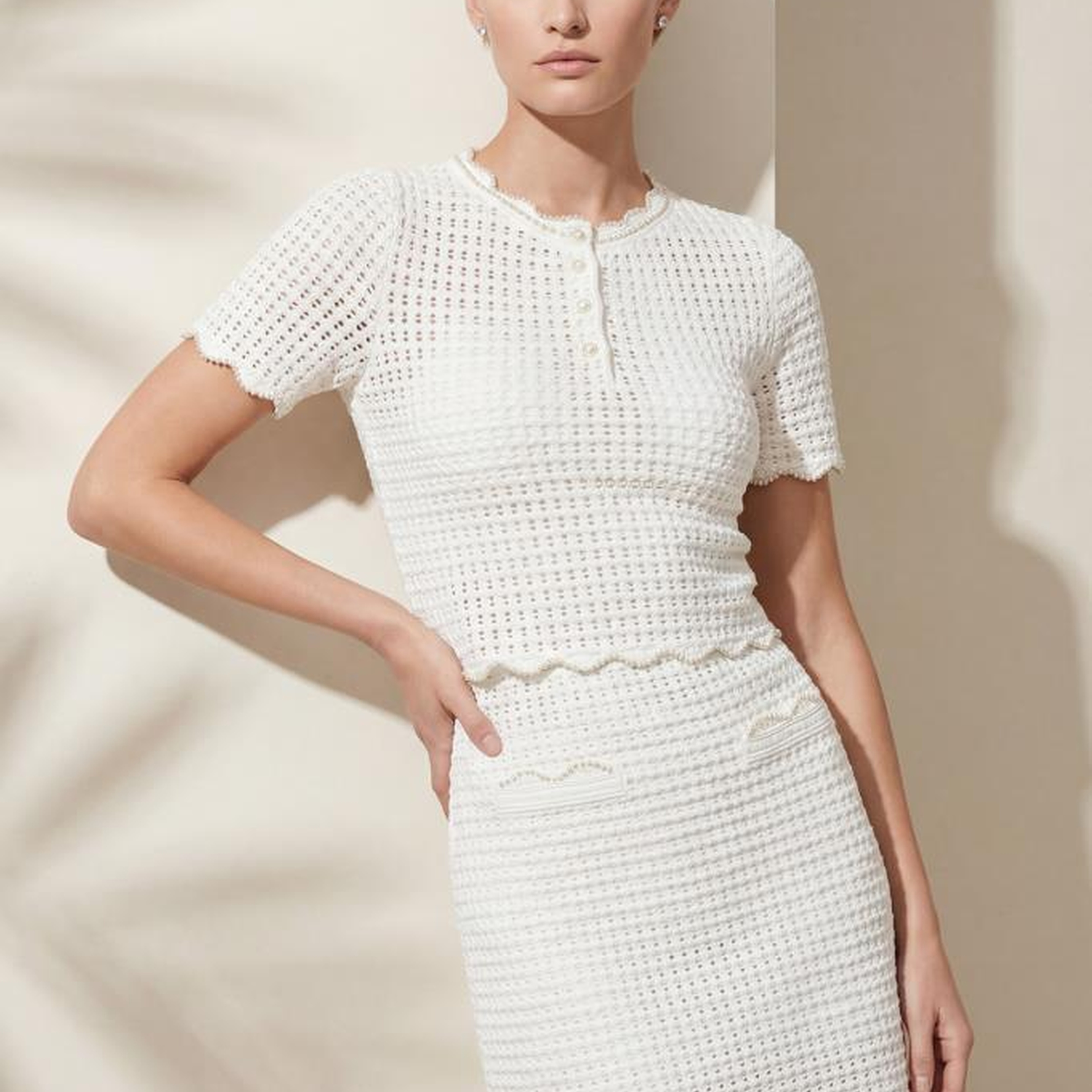 Join Us El İşi İnci Detaylı Düğmeli Beyaz Bluz