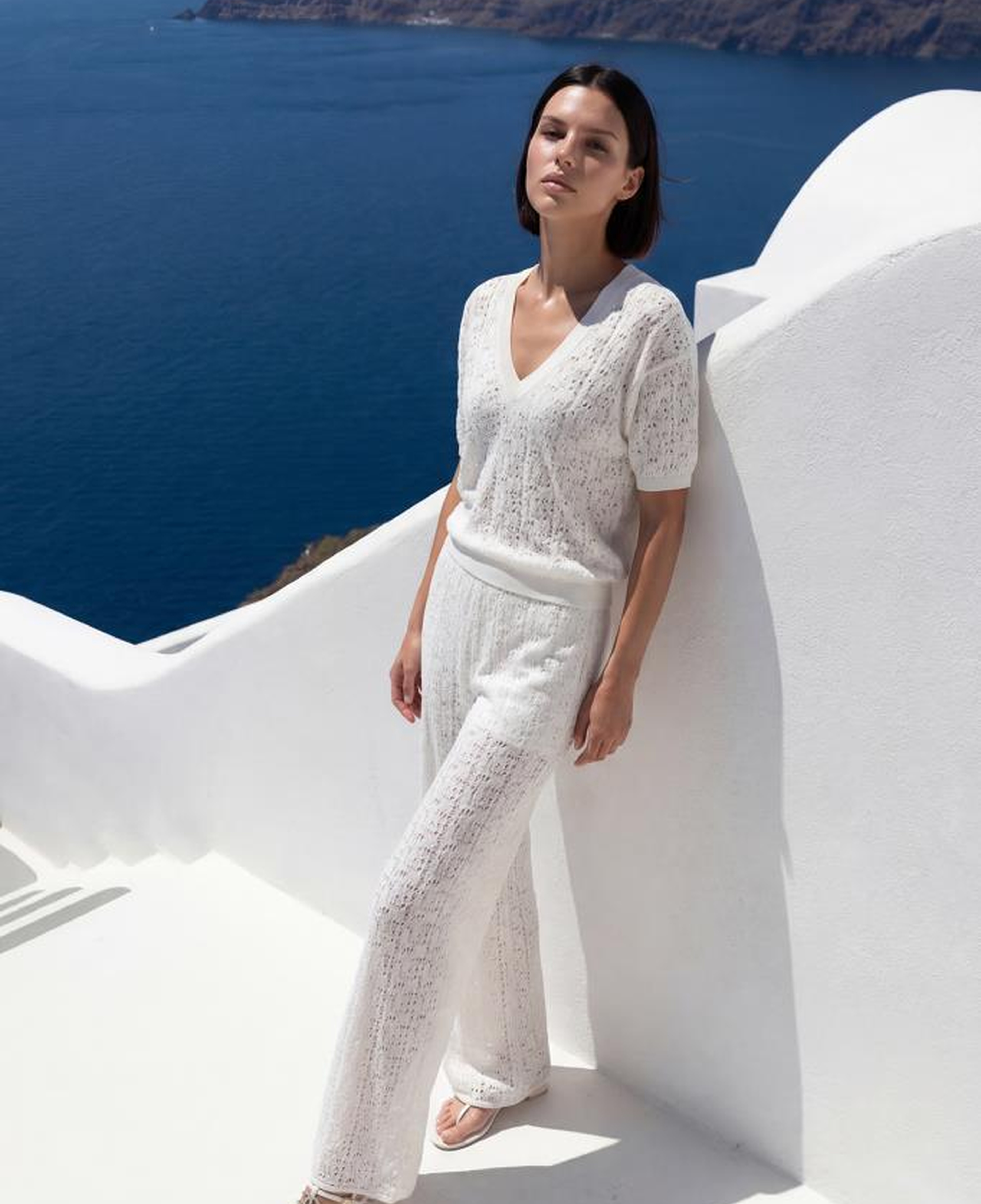 Join Us V Yaka Ajurlu Beyaz Bluz