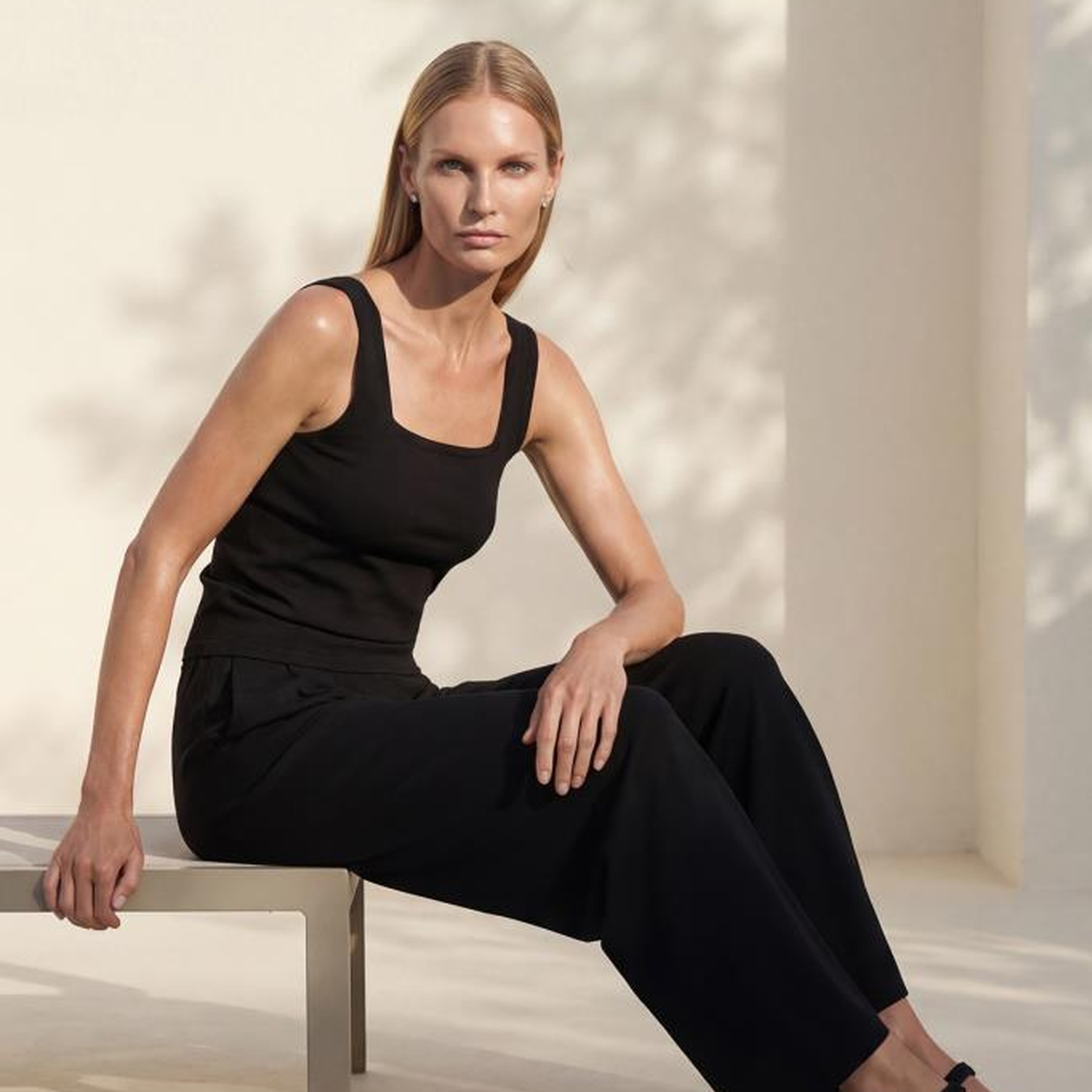 Join Us Kare Yaka Siyah Top