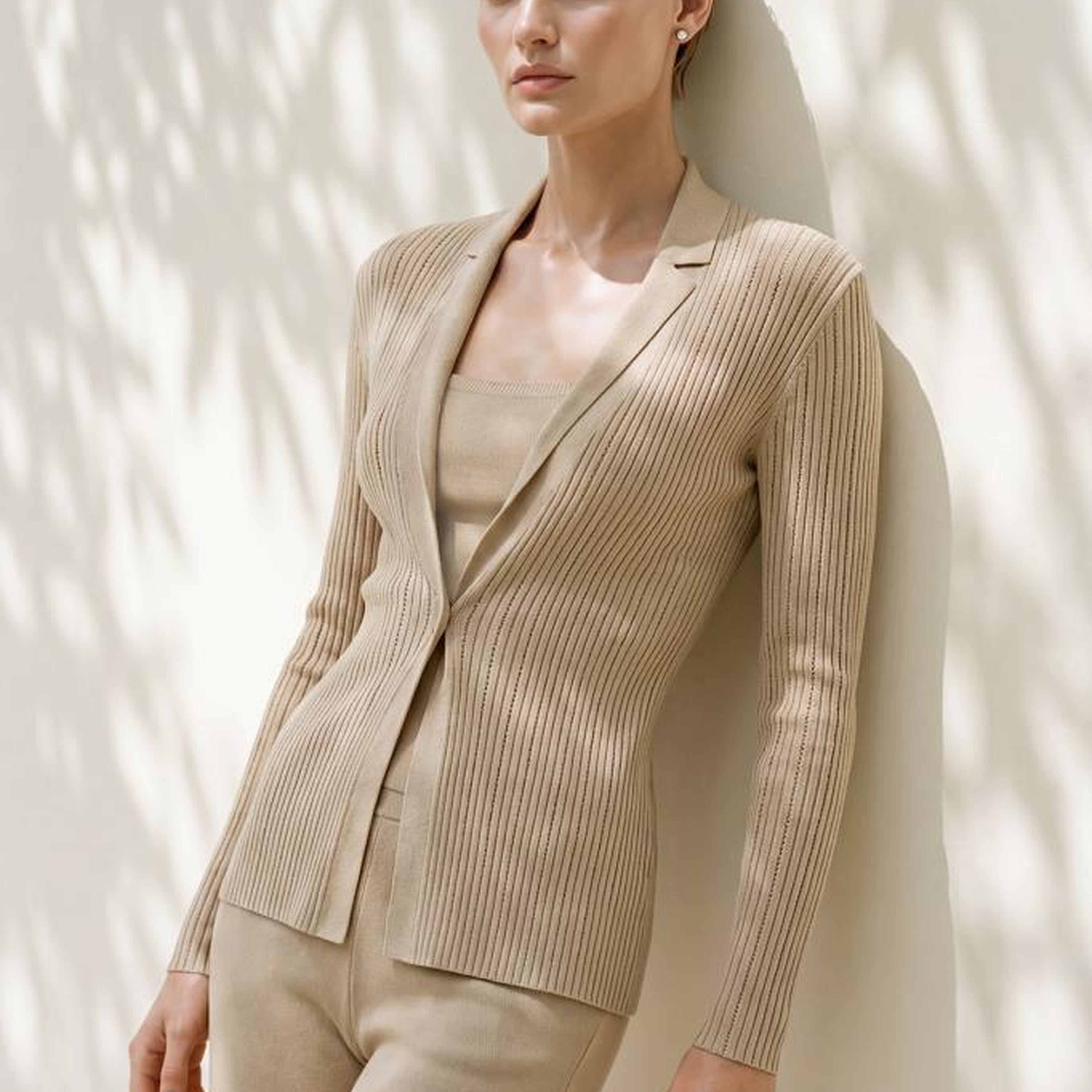 Tek Düğmeli Ajurlu Bej Ceket