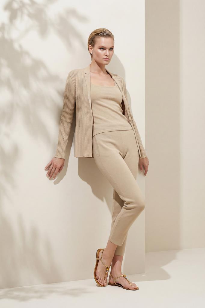 Tek Düğmeli Ajurlu Bej Ceket