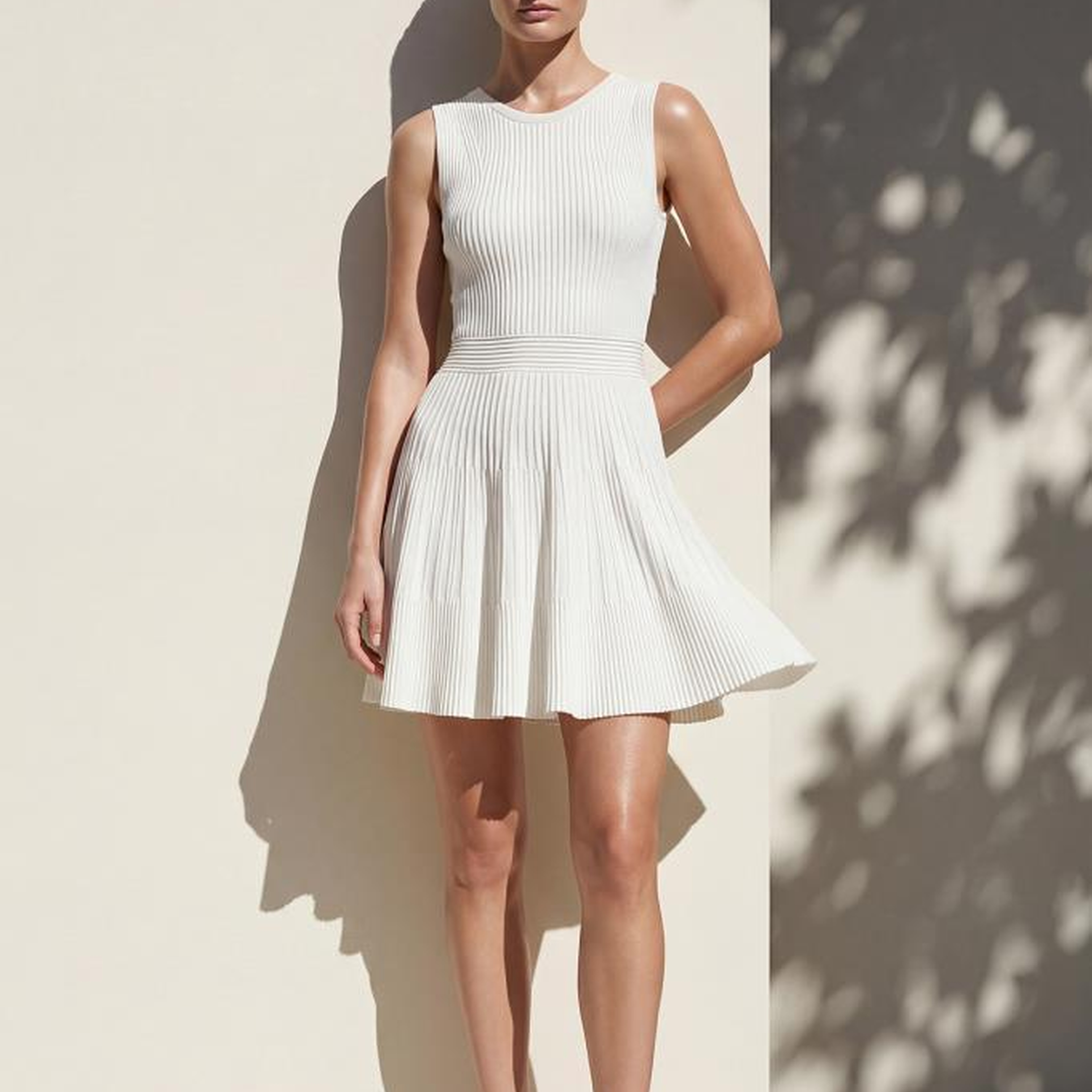 Join Us Sırt Dekolteli Beyaz Mini Kloş Elbise