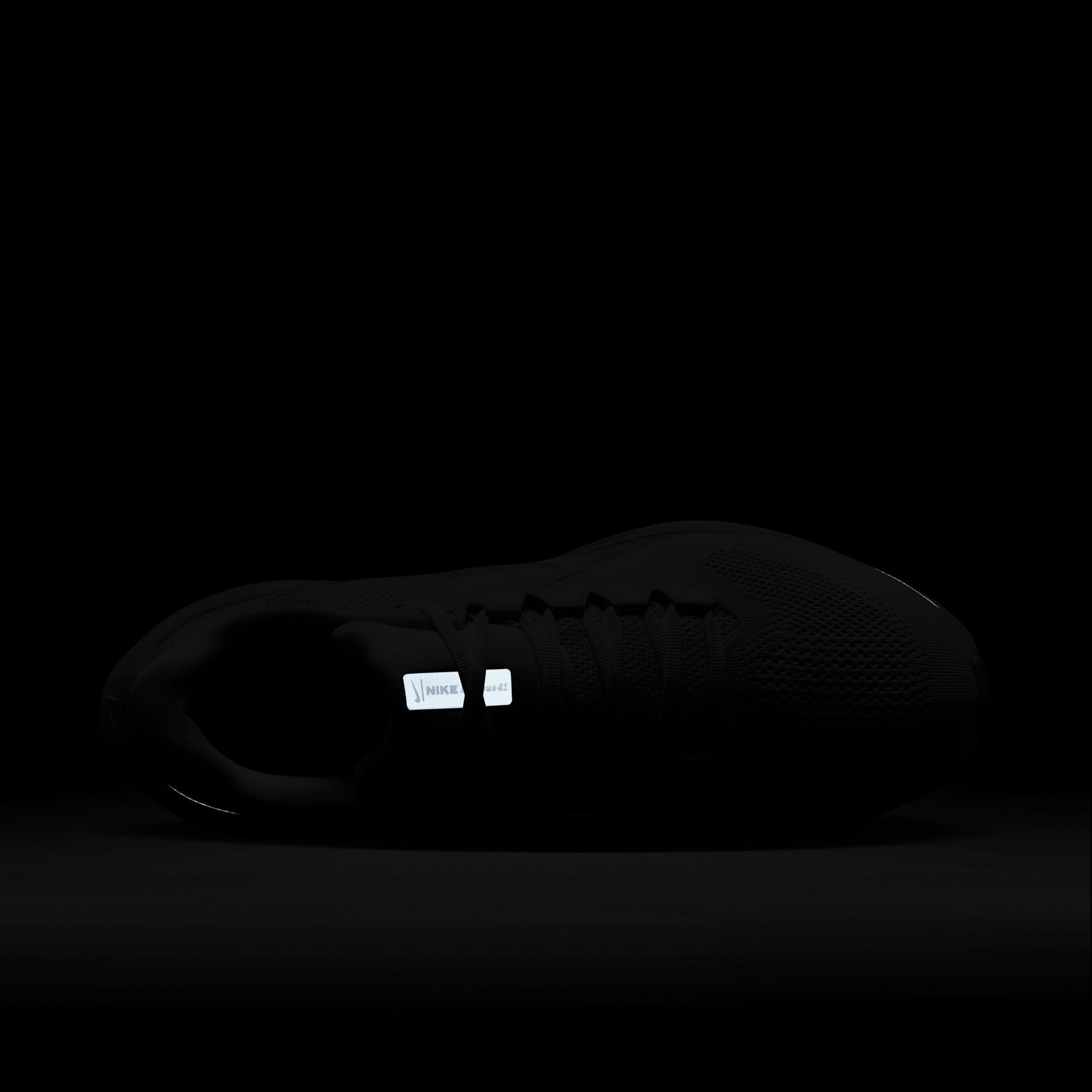 Nike Air Zoom Pegasus 41 Erkek Beyaz Koşu Ayakkabısı