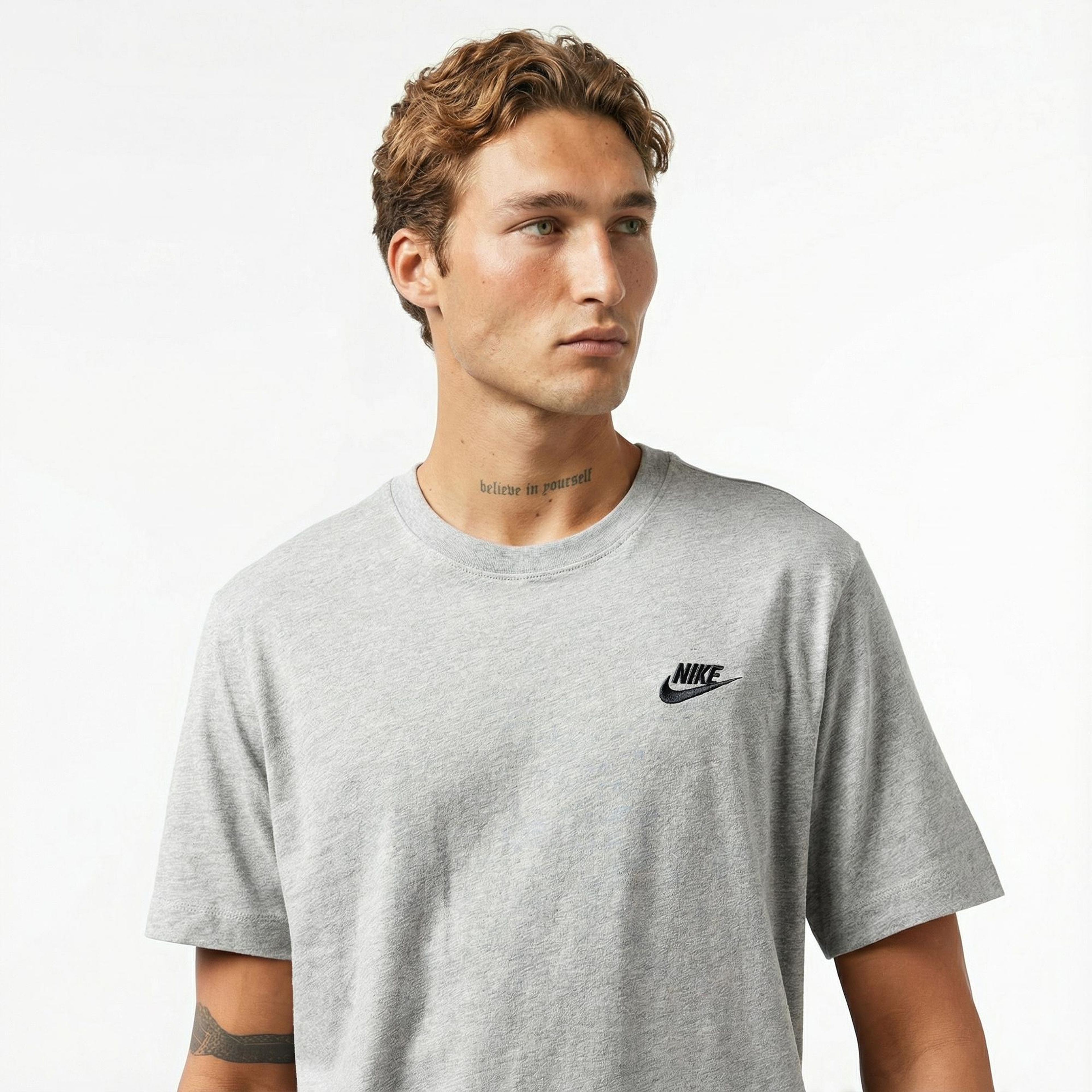 Nike Sportswear Club Erkek Gri T-Shirt