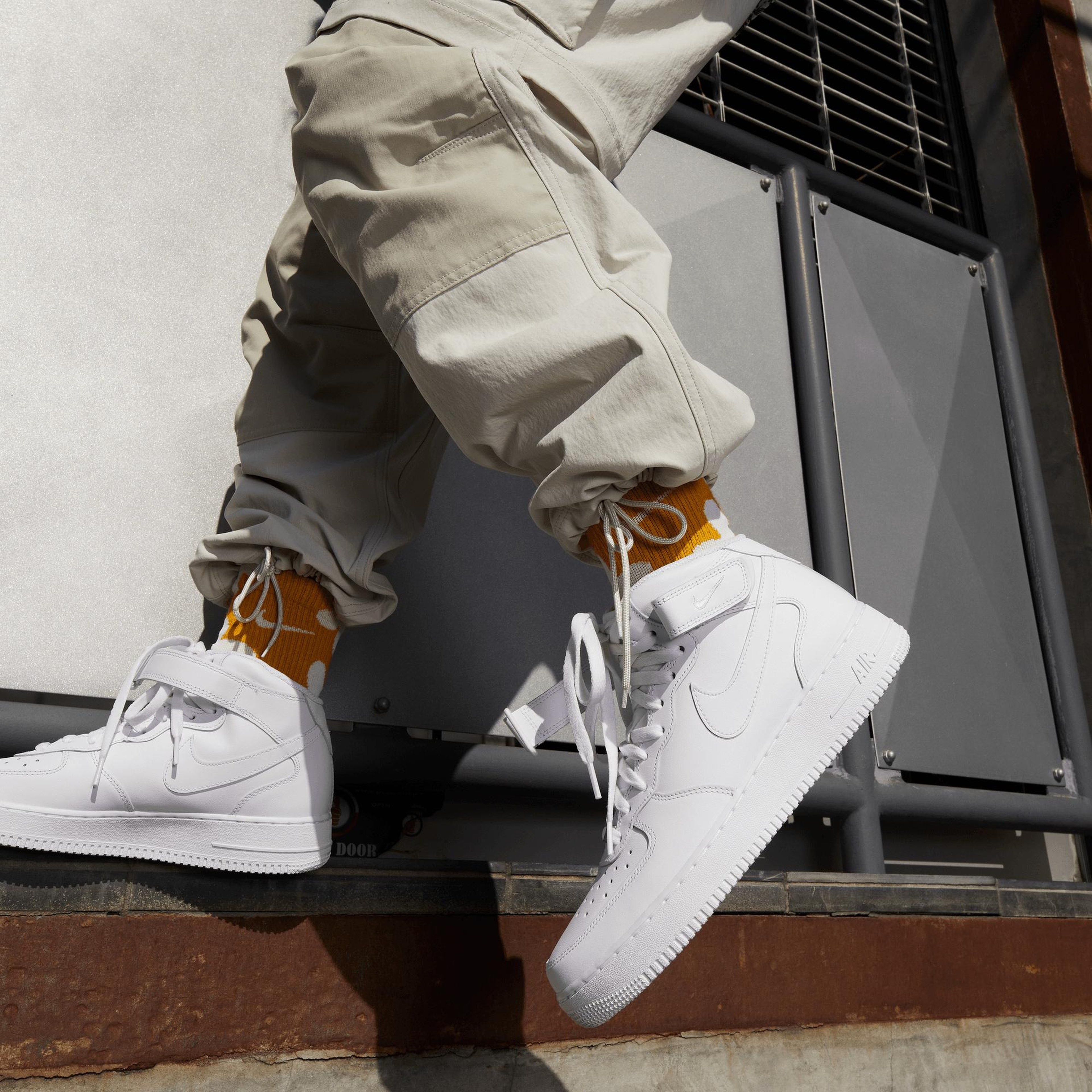 Nike Air Force 1 Mid 07 Erkek Beyaz Spor Ayakkabı