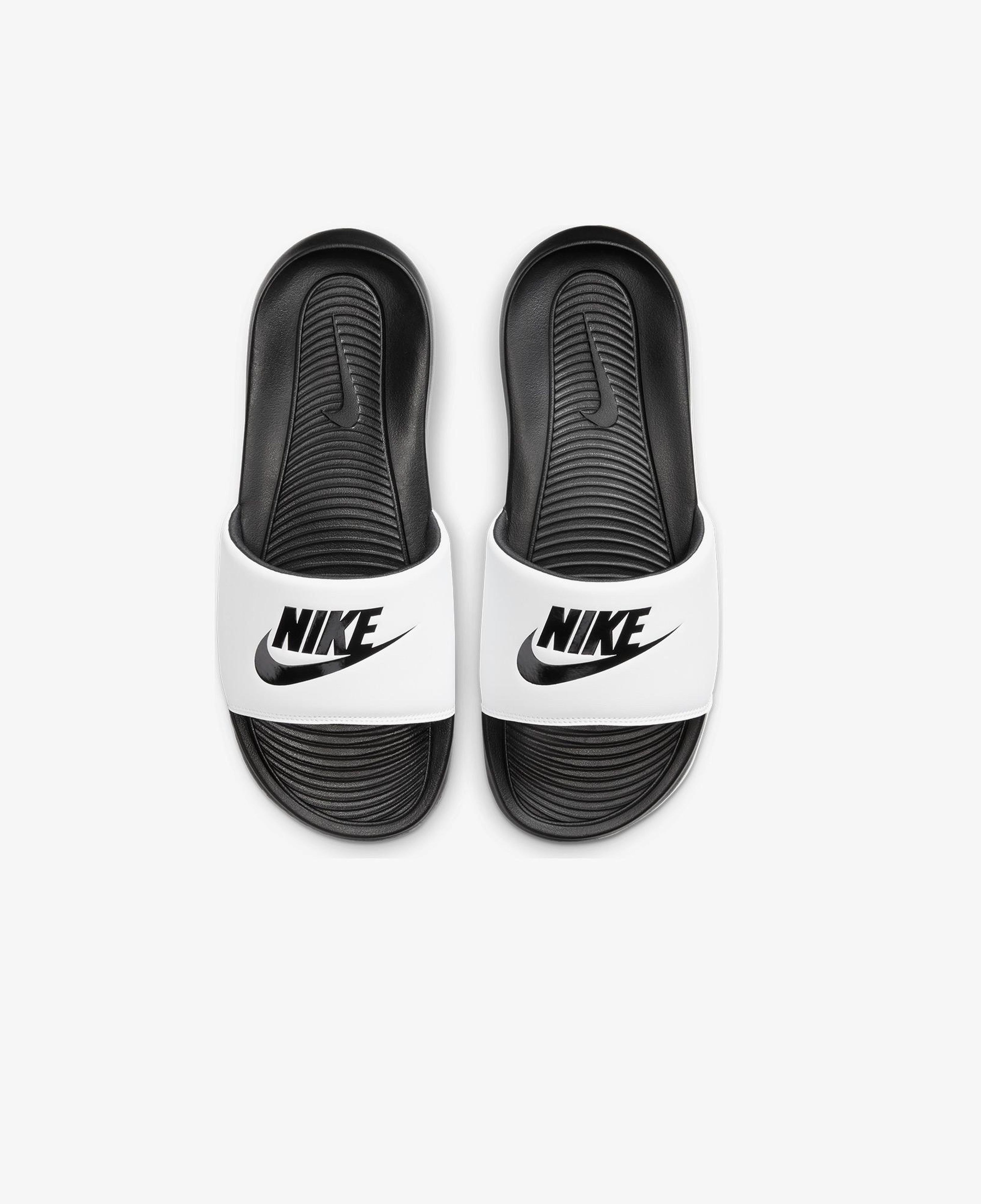 Nike Victori One Erkek Siyah Terlik