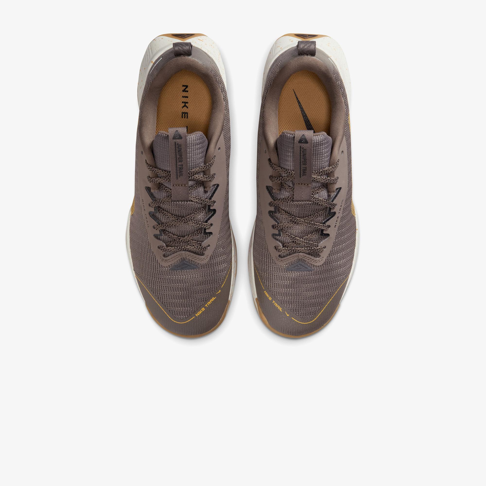 Nike Juniper Trail 3 Kadın Kahverengi Koşu Ayakkabısı