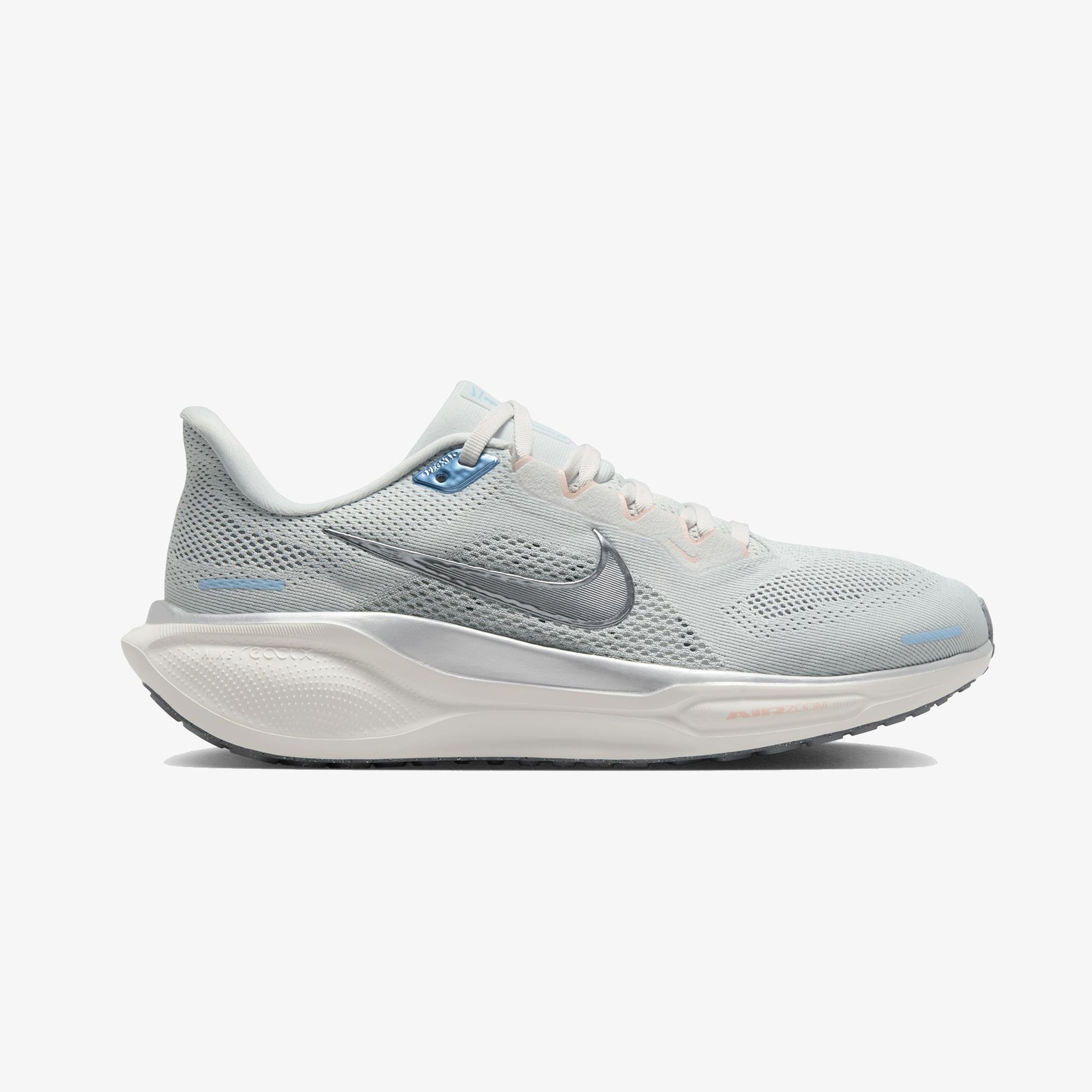 Nike Air Zoom Pegasus 41 Kadın Gri Koşu Ayakkabısı