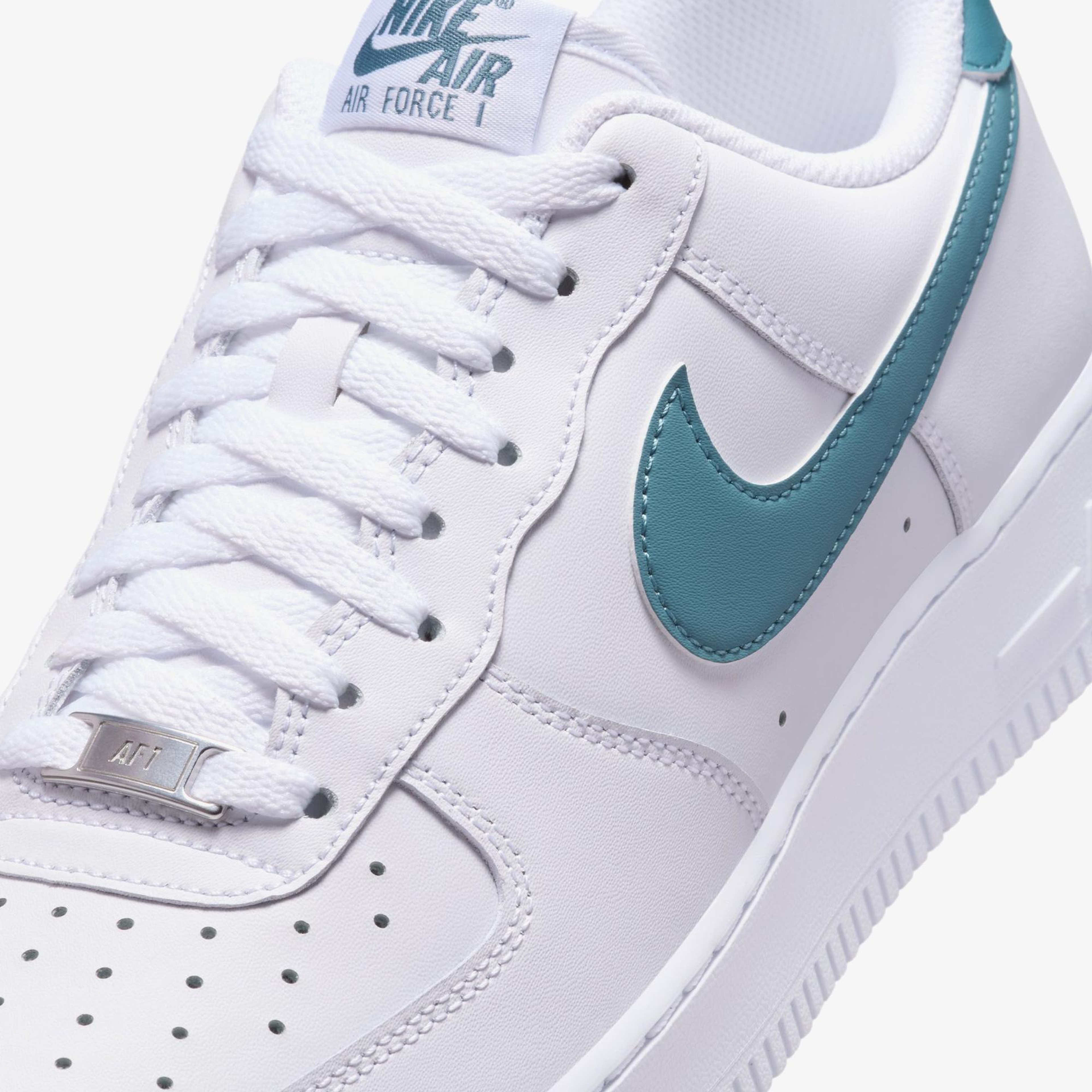 Nike Air Force 1 '07 Erkek Beyaz Spor Ayakkabı