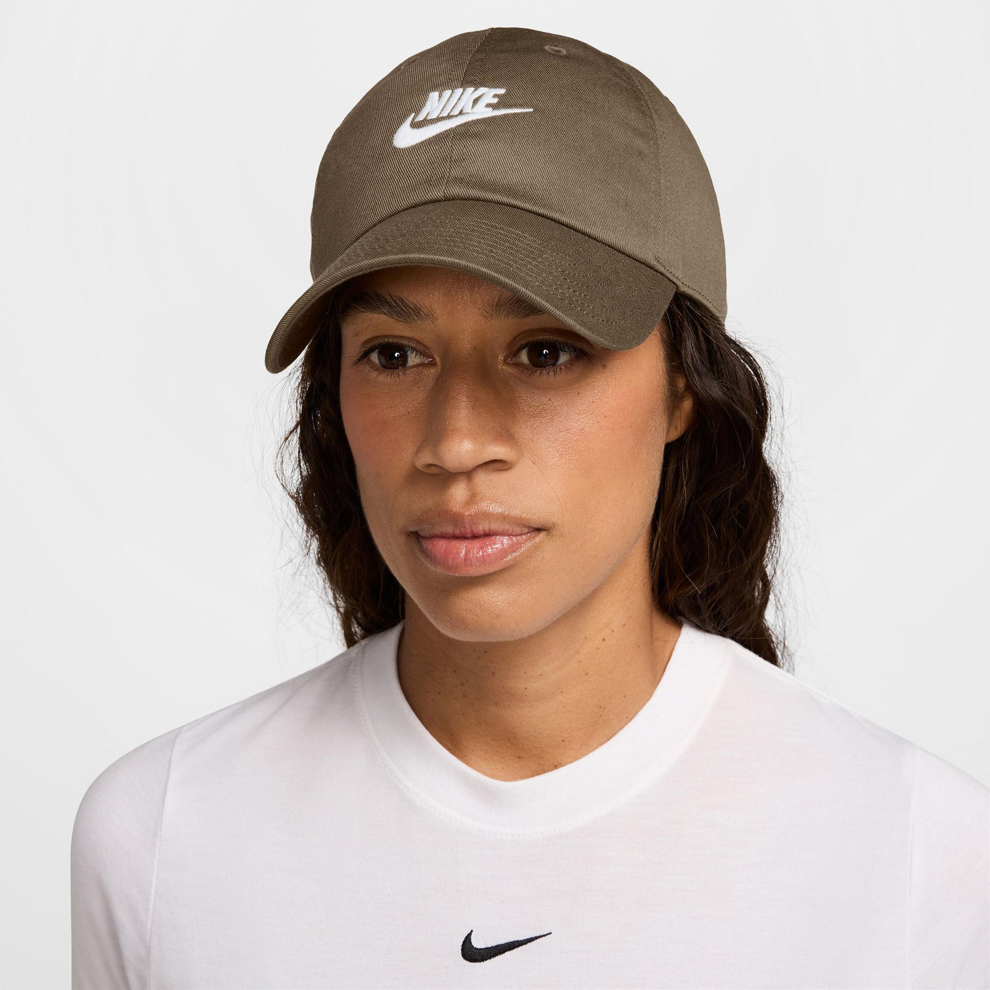 Nike Club Futura Swoosh Unisex Kahverengi Şapka