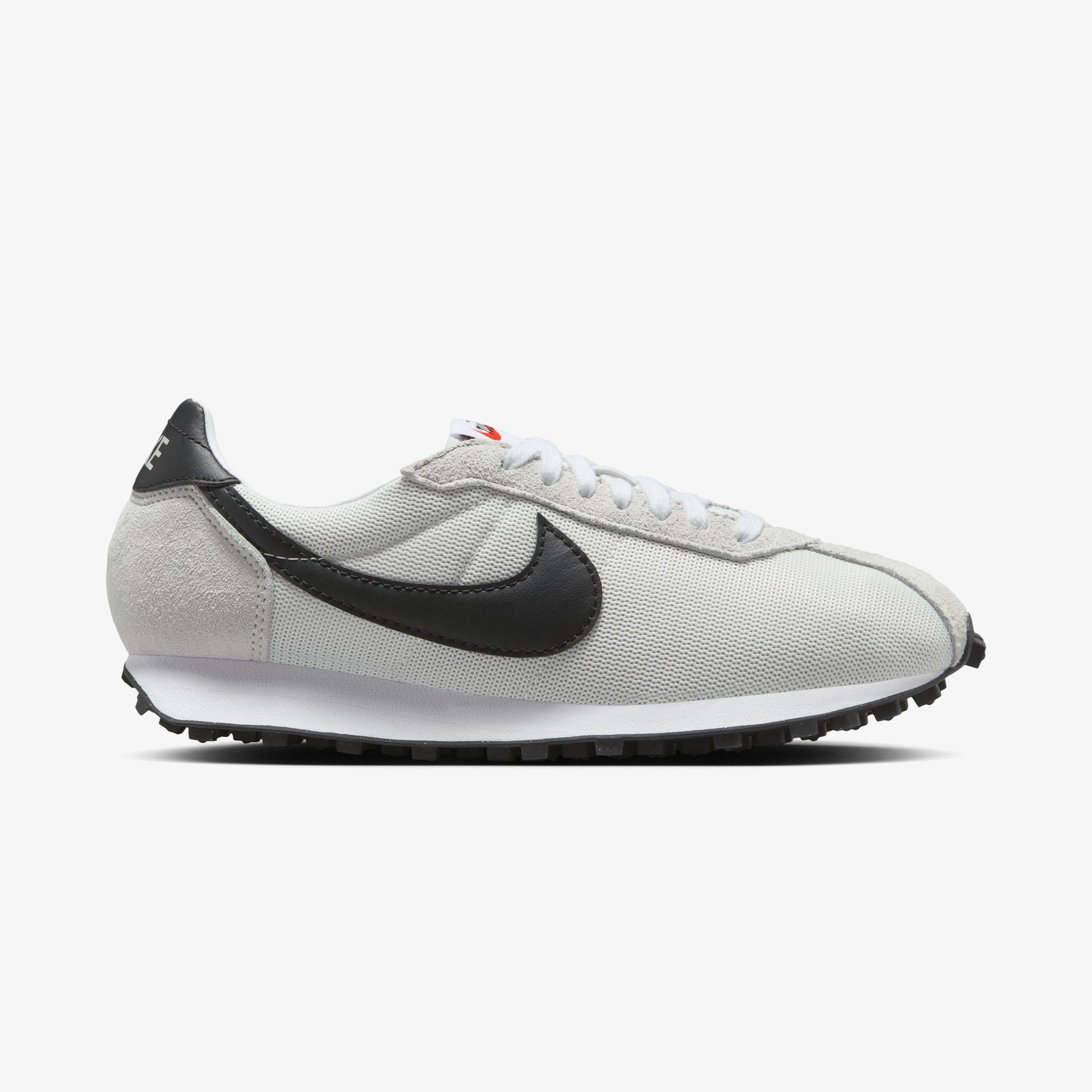 Nike LD-1000 Kadın Beyaz Spor Ayakkabı
