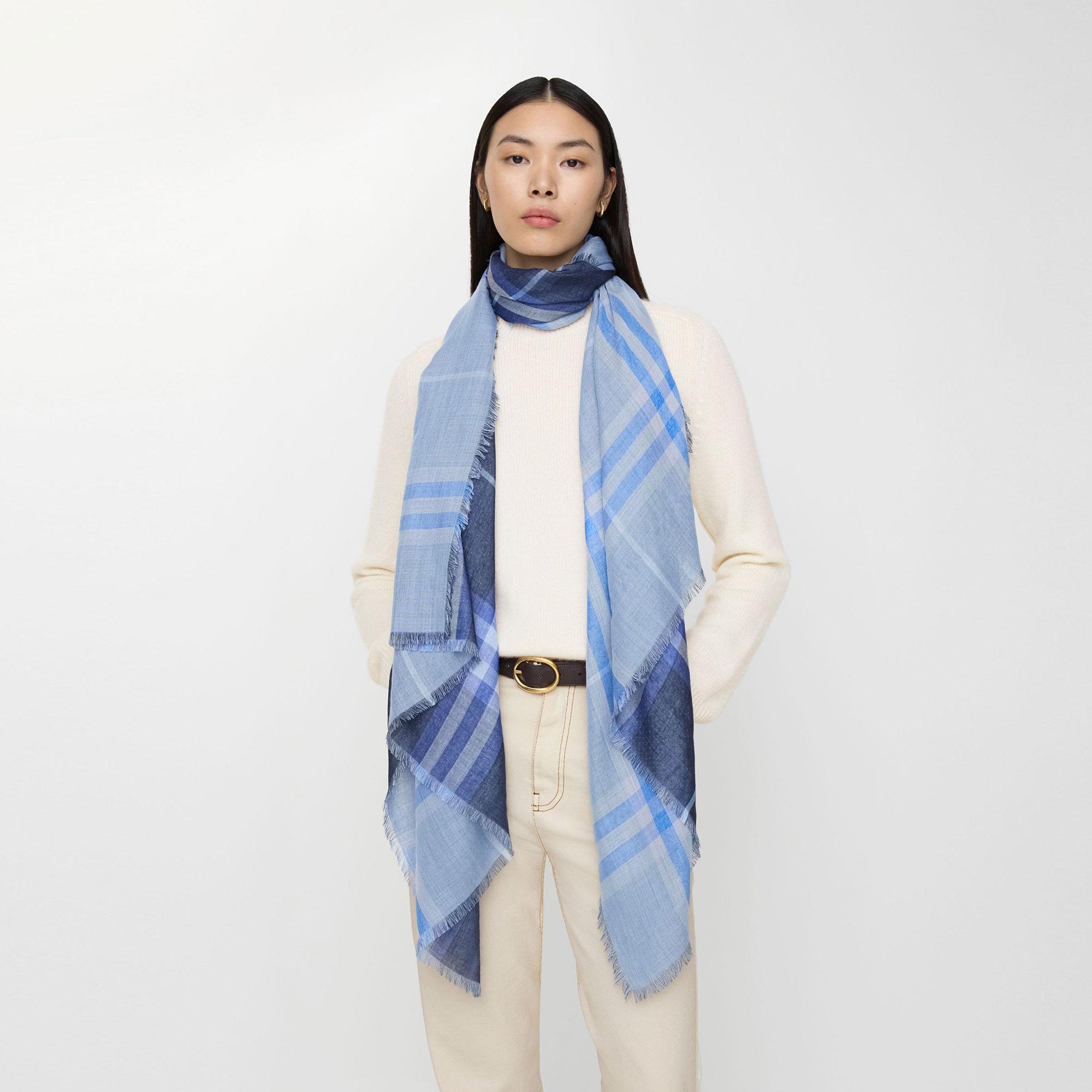 Burberry Reversible Check Wool Silk Kadın Lacivert Atkı