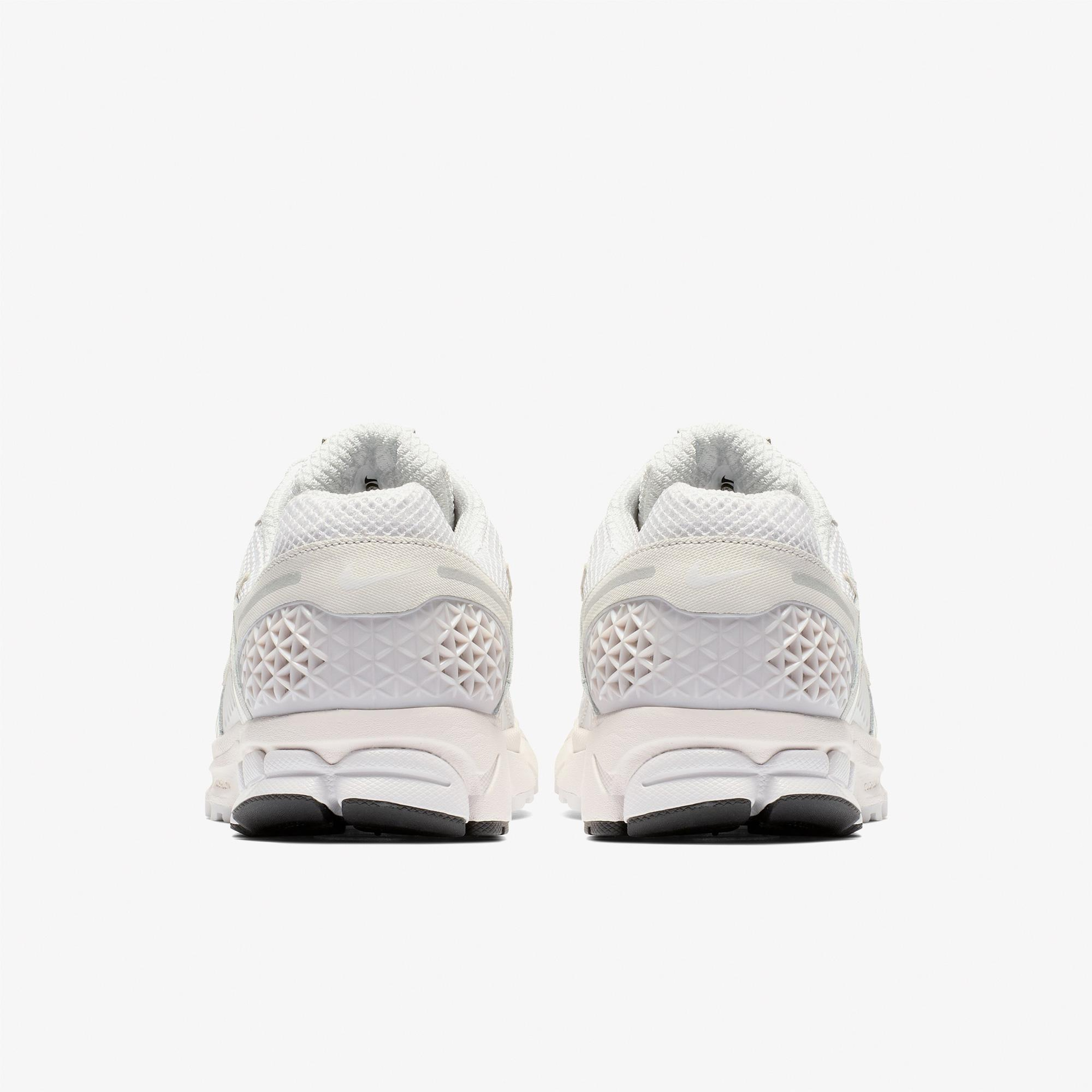 Nike Zoom Vomero 5 Erkek Gri Spor Ayakkabı