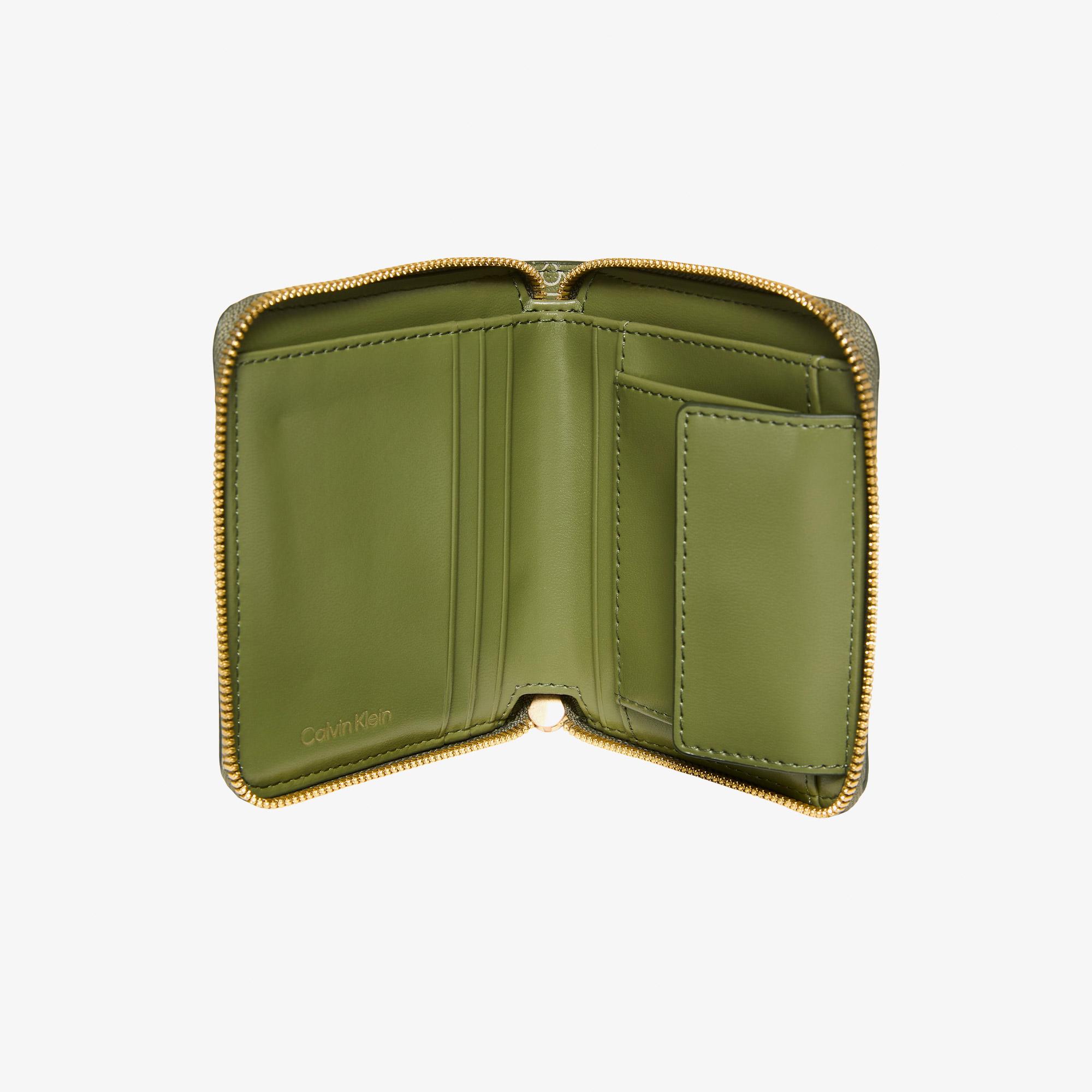 Calvin Klein Emblem Square Zip Around Kadın Yeşil Cüzdan
