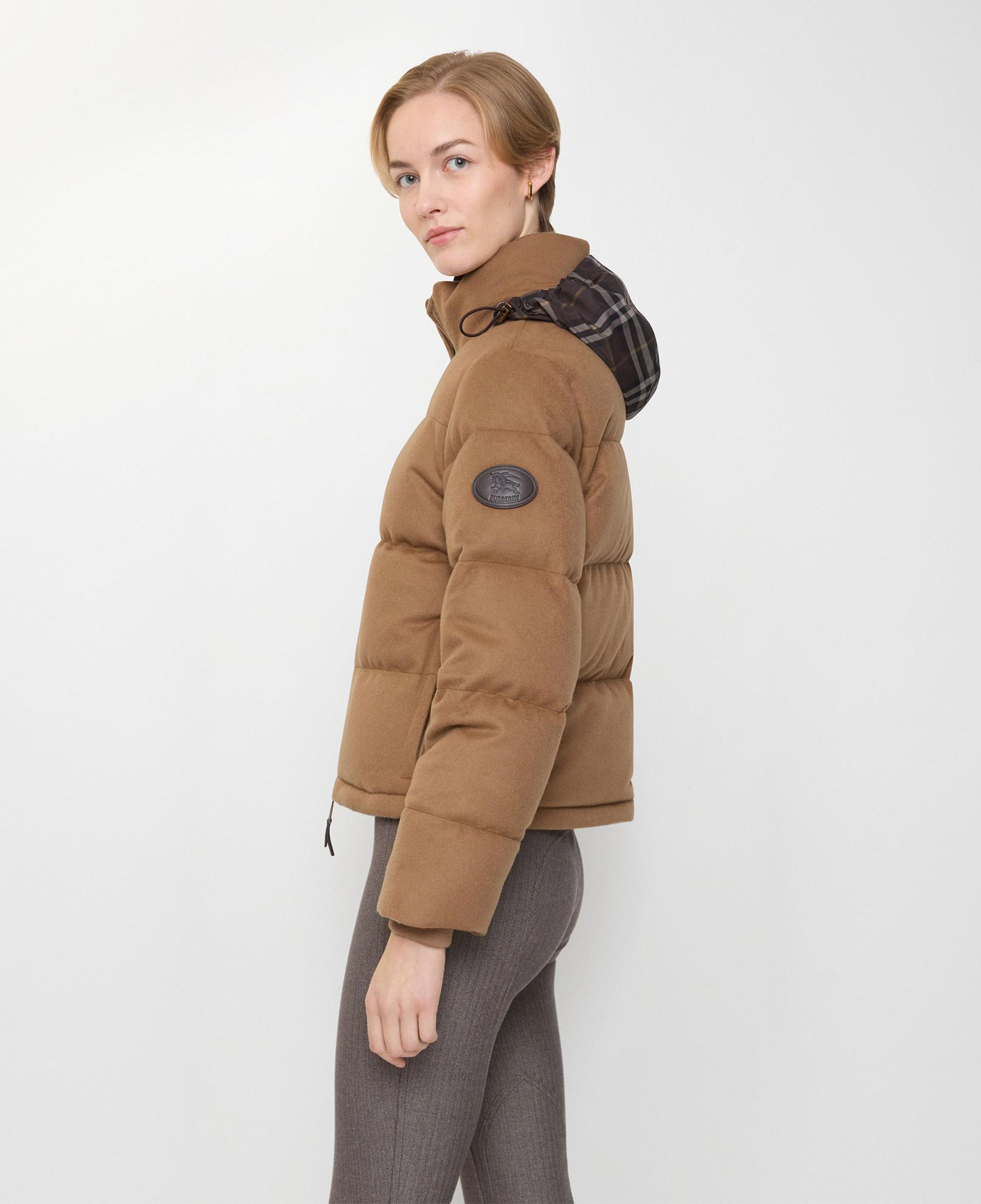 Burberry Ambleside Kadın Bej Mont