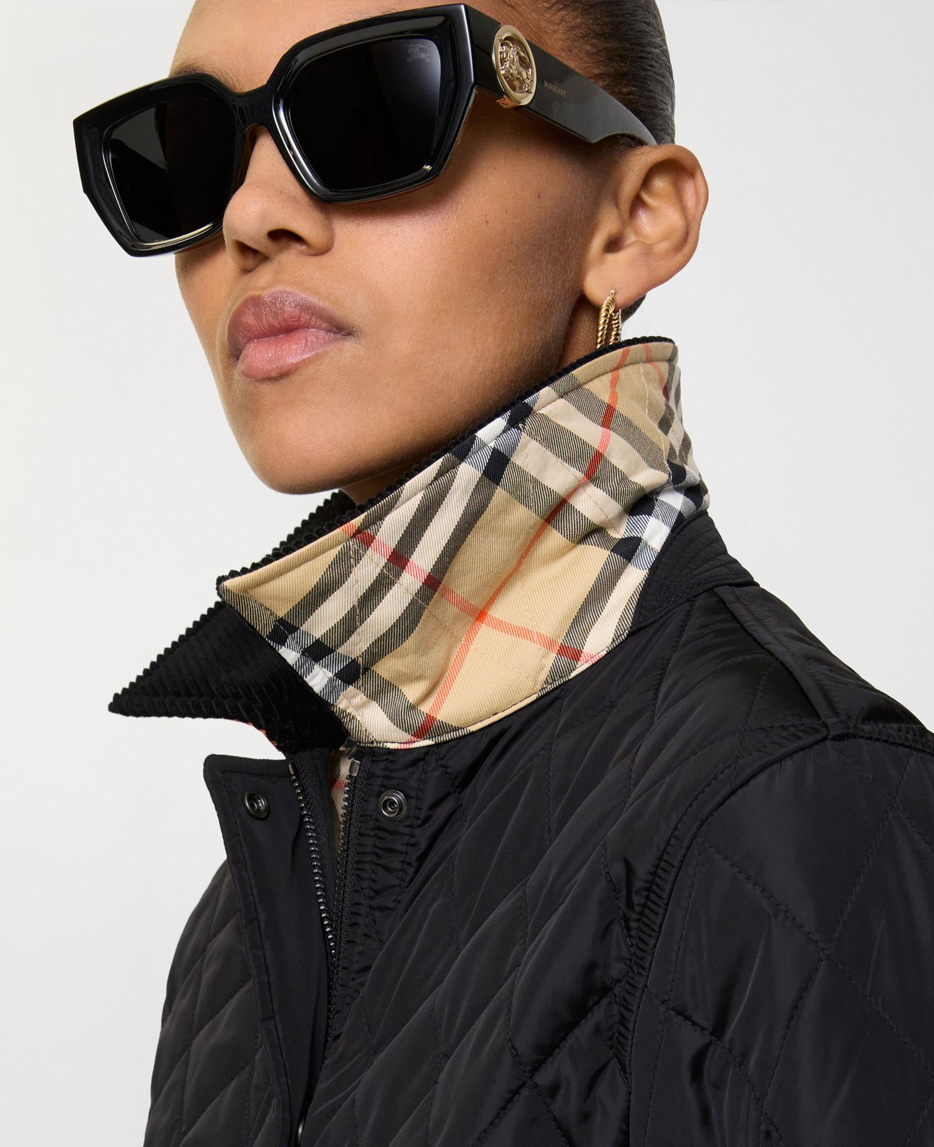 Burberry Kadın Siyah Mont