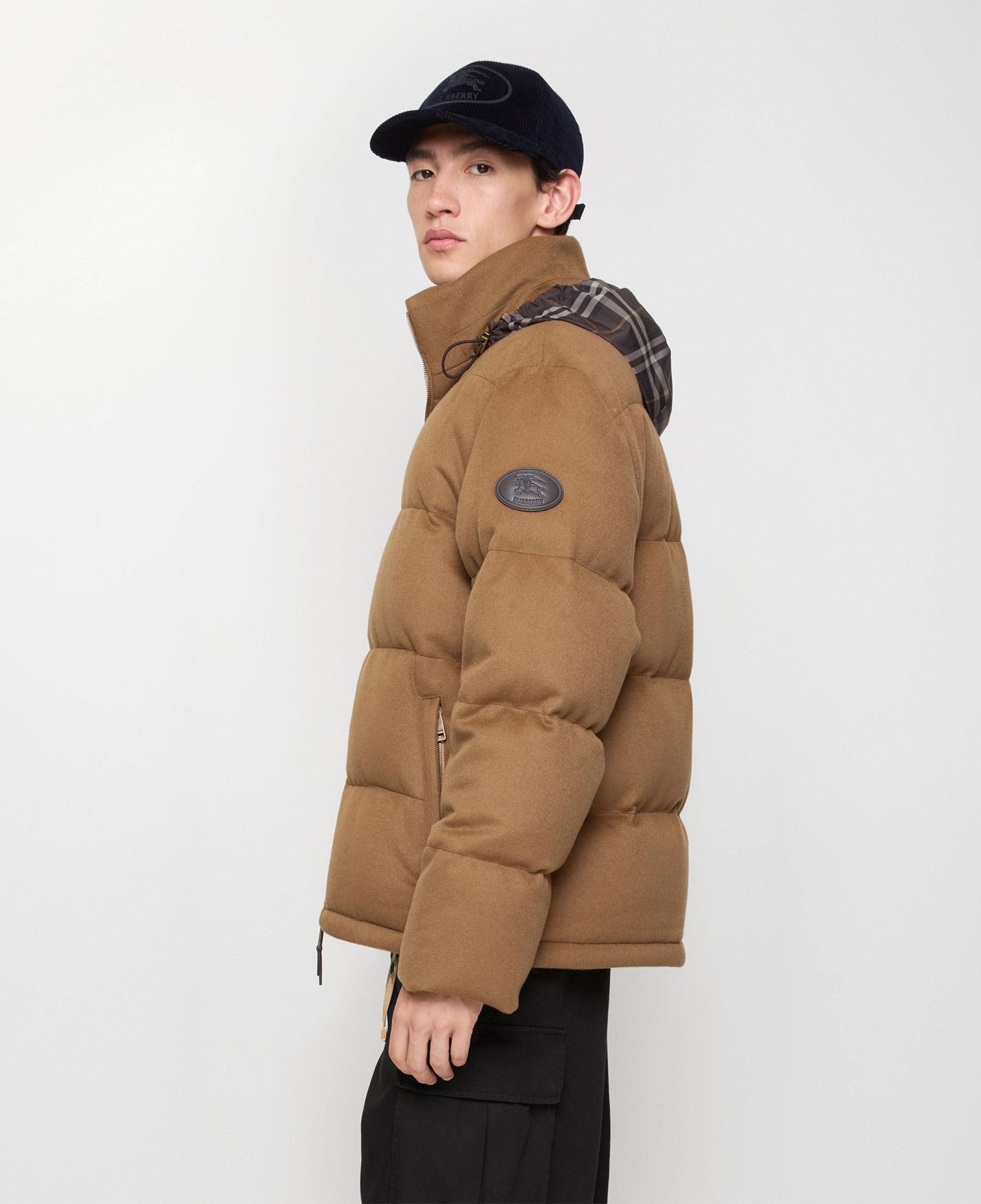 Burberry Snowdon Erkek Bej Mont