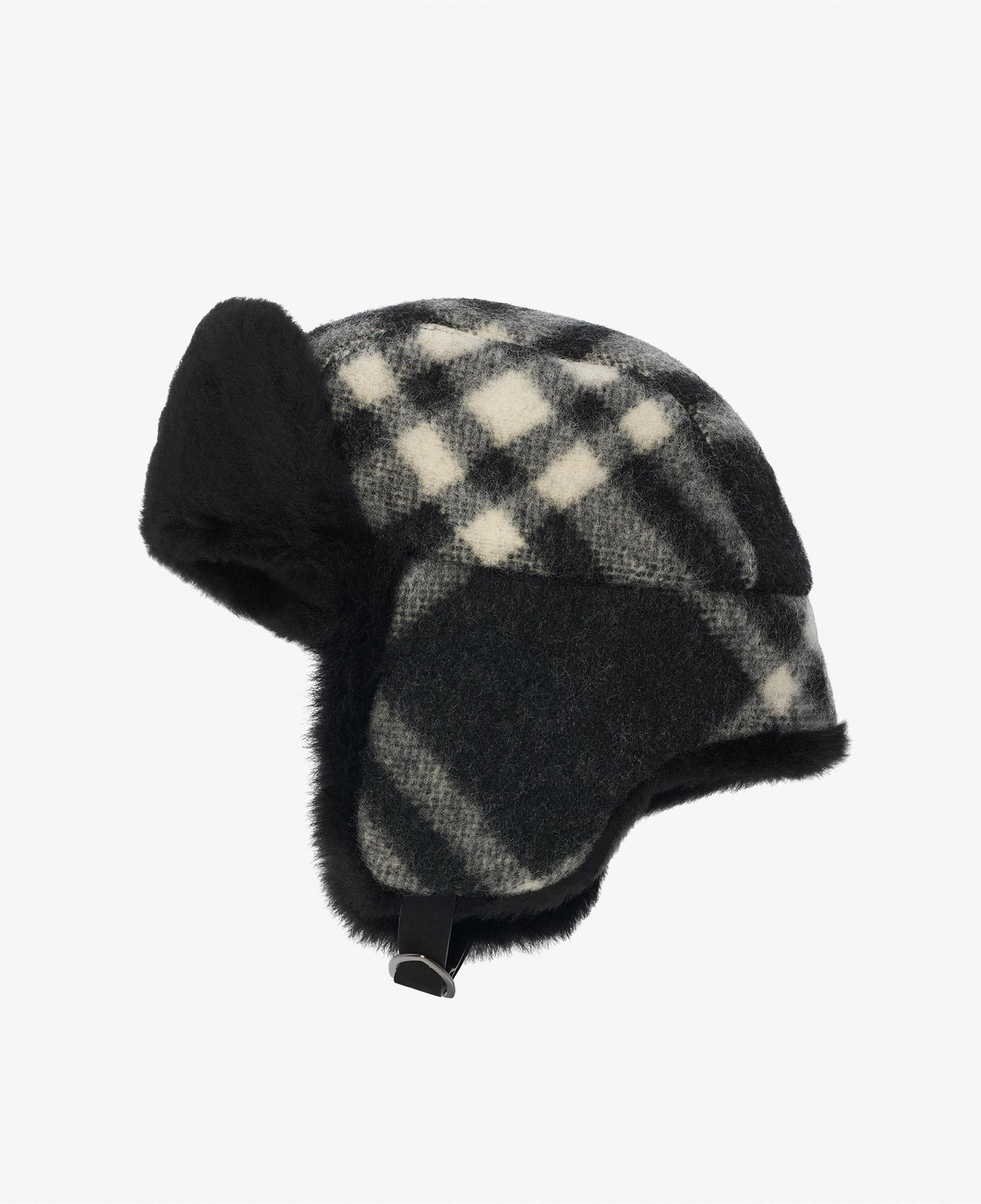 Burberry Tribar Trapper Kadın Siyah Şapka