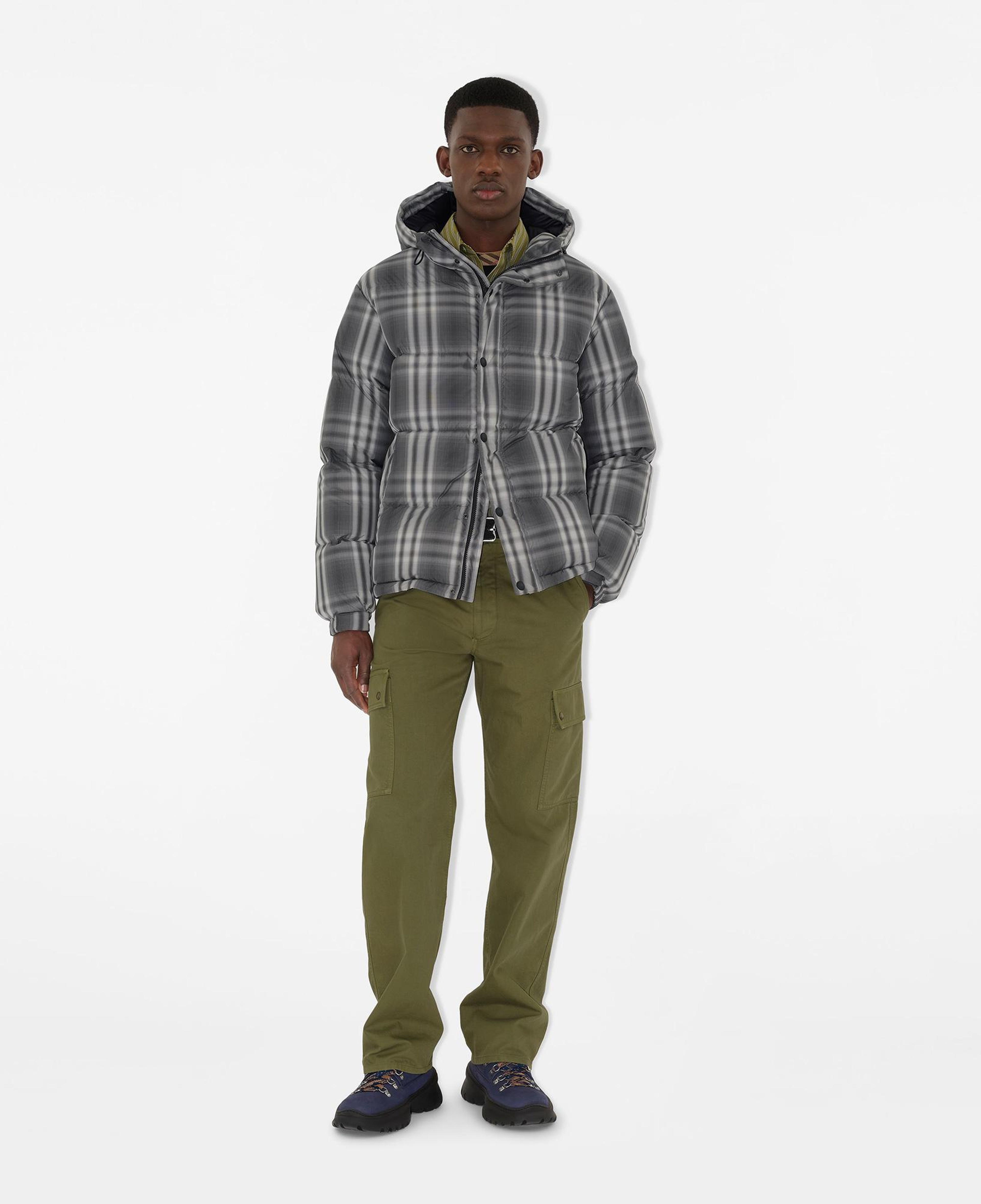 Burberry Snowdonia Check Erkek Siyah Mont