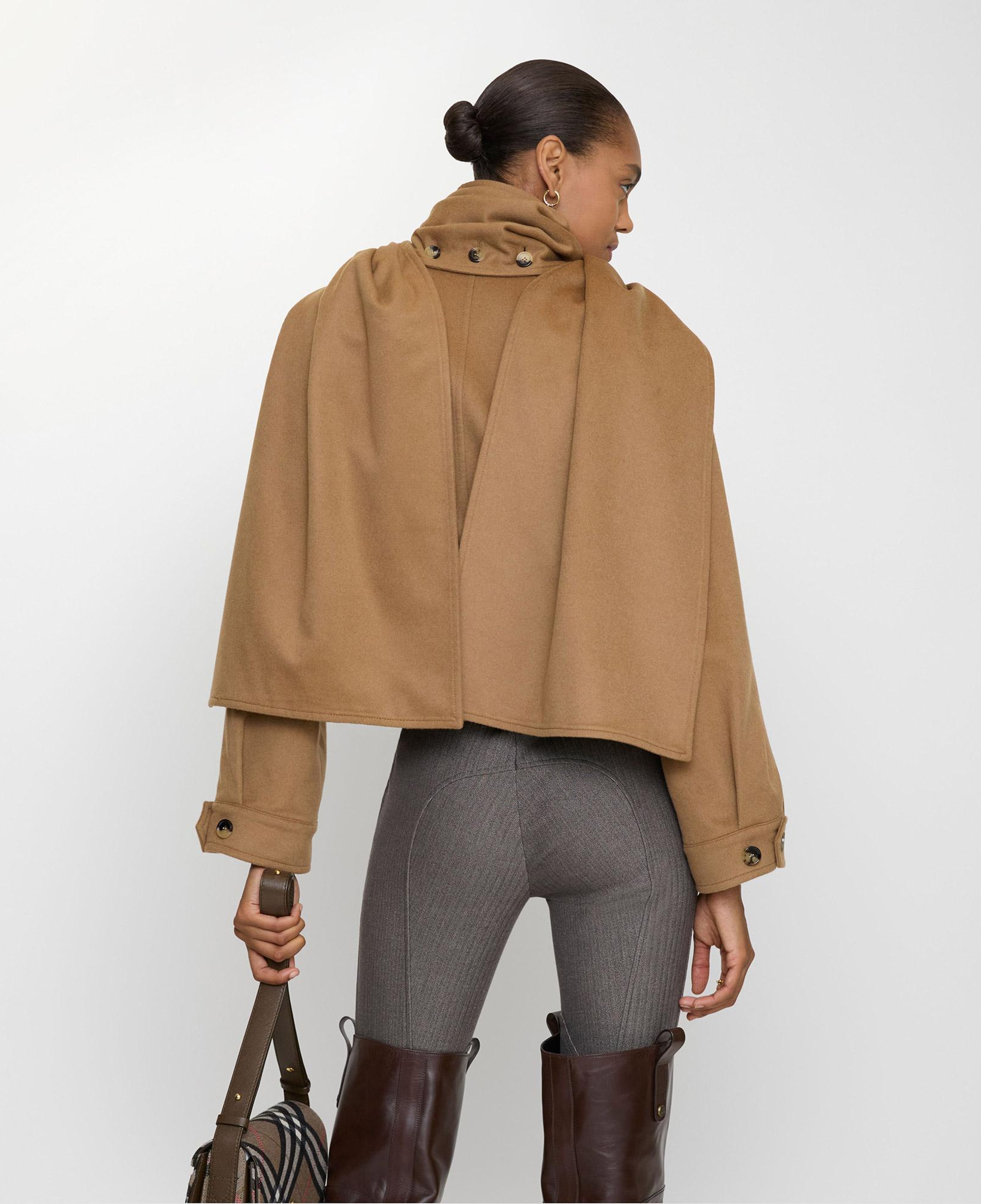 Burberry Oldbrook Kadın Bej Kaban