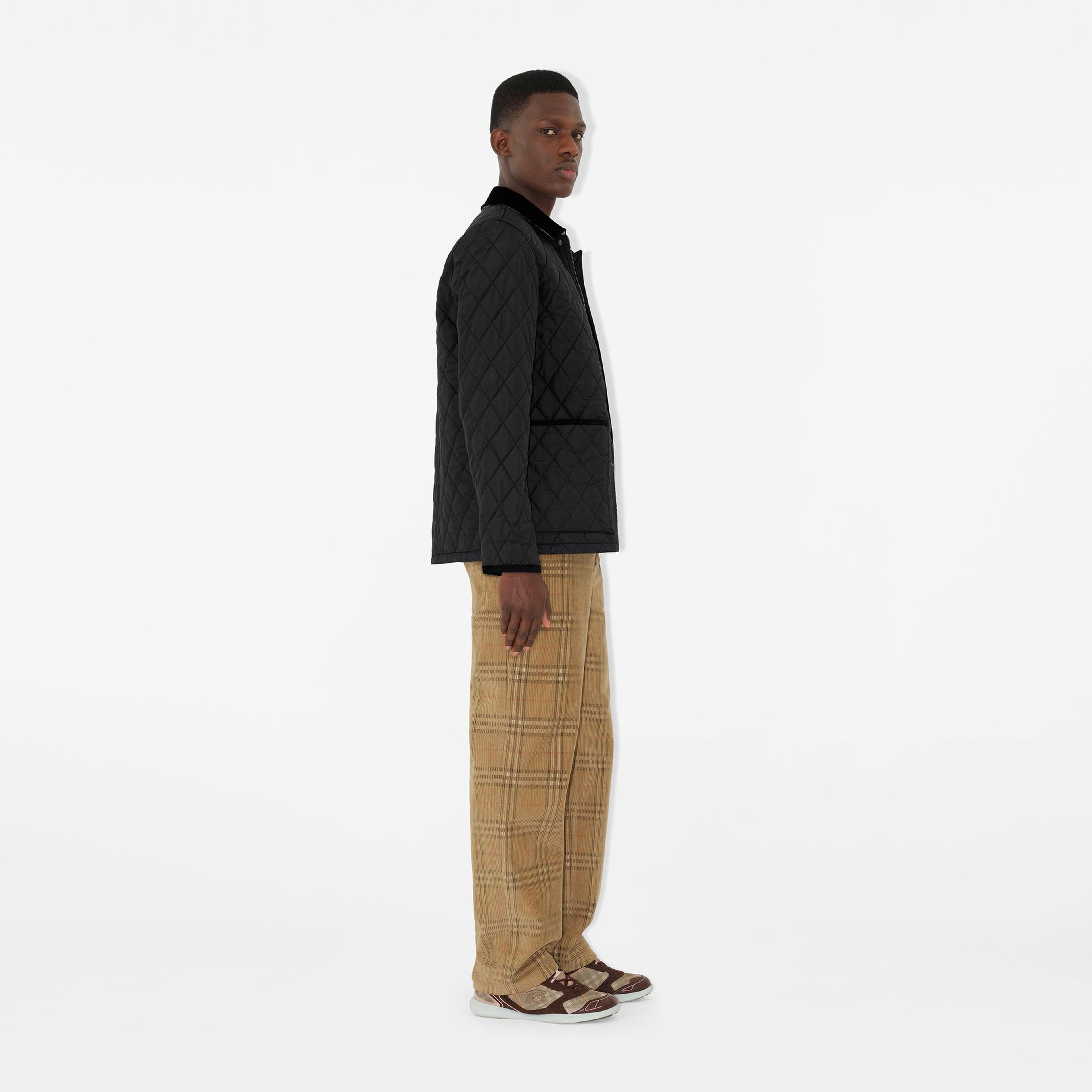 Burberry Haddington Quilted Nylon Barn Erkek Siyah Mont